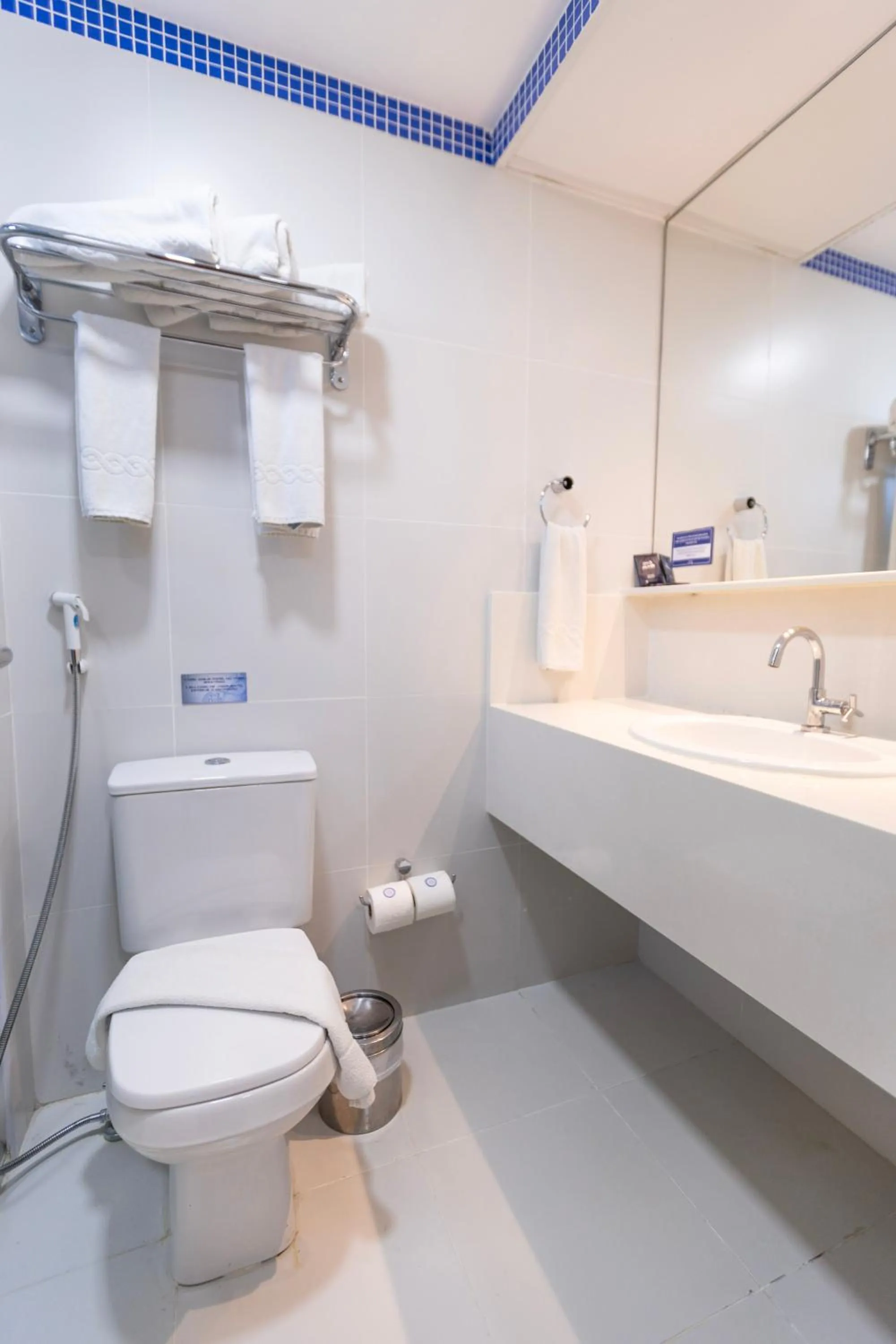 Bathroom in Mais Hotel Aeroporto Salvador