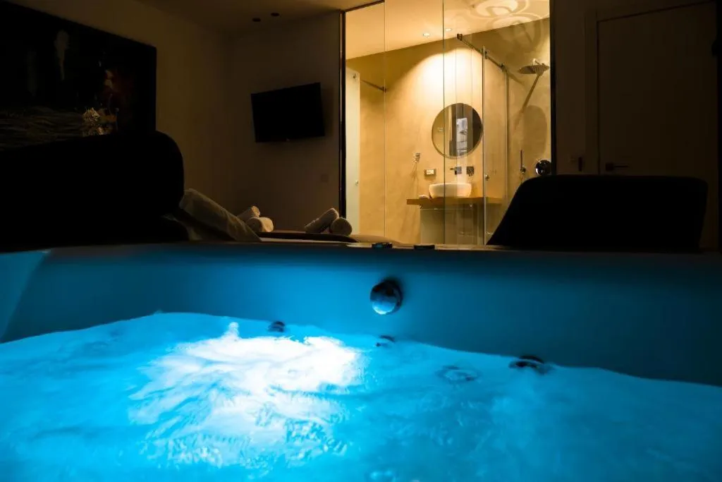 Maximum hub suite&spa