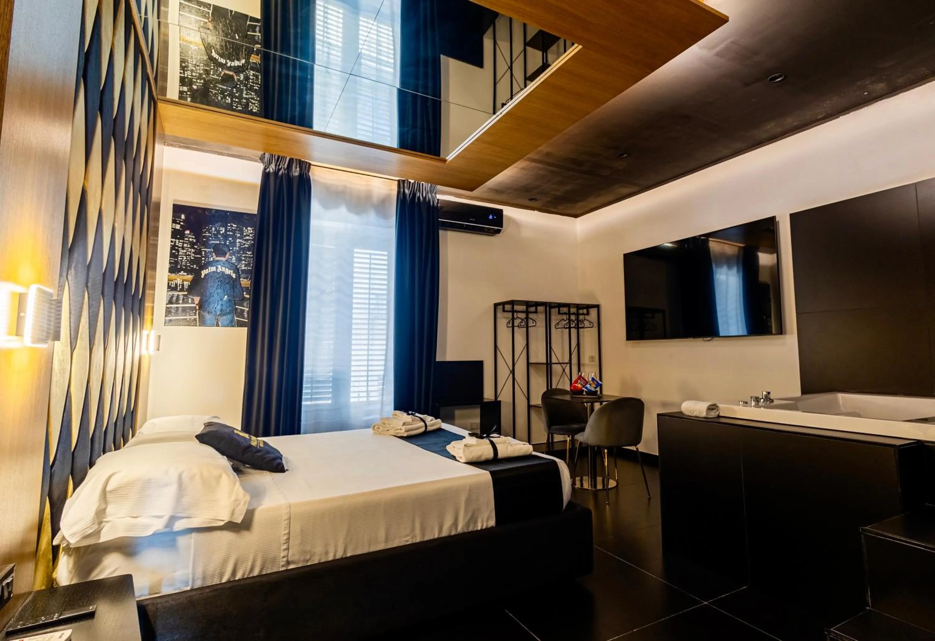 Bed in Maximum hub suite&spa