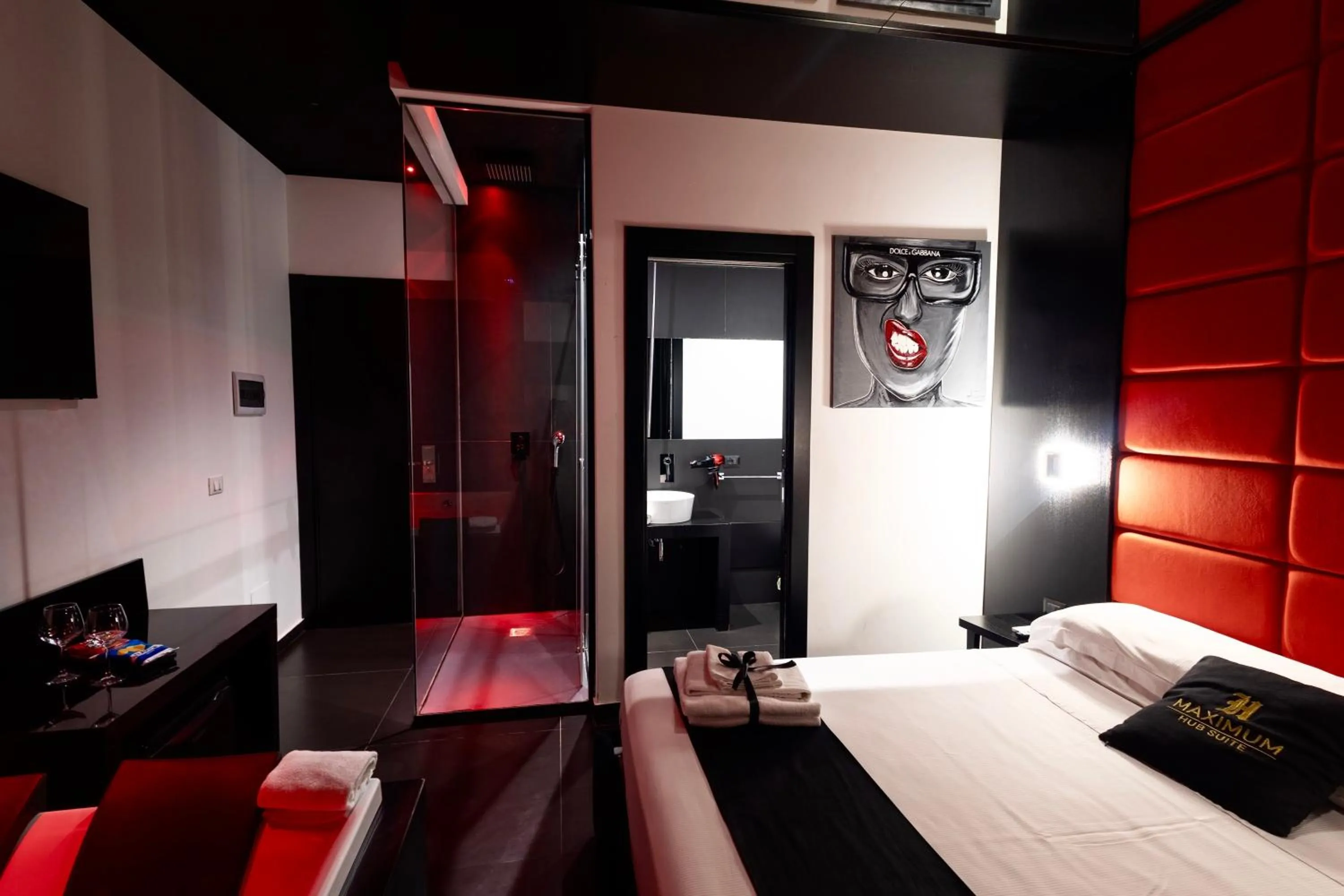 Bed in Maximum hub suite&spa