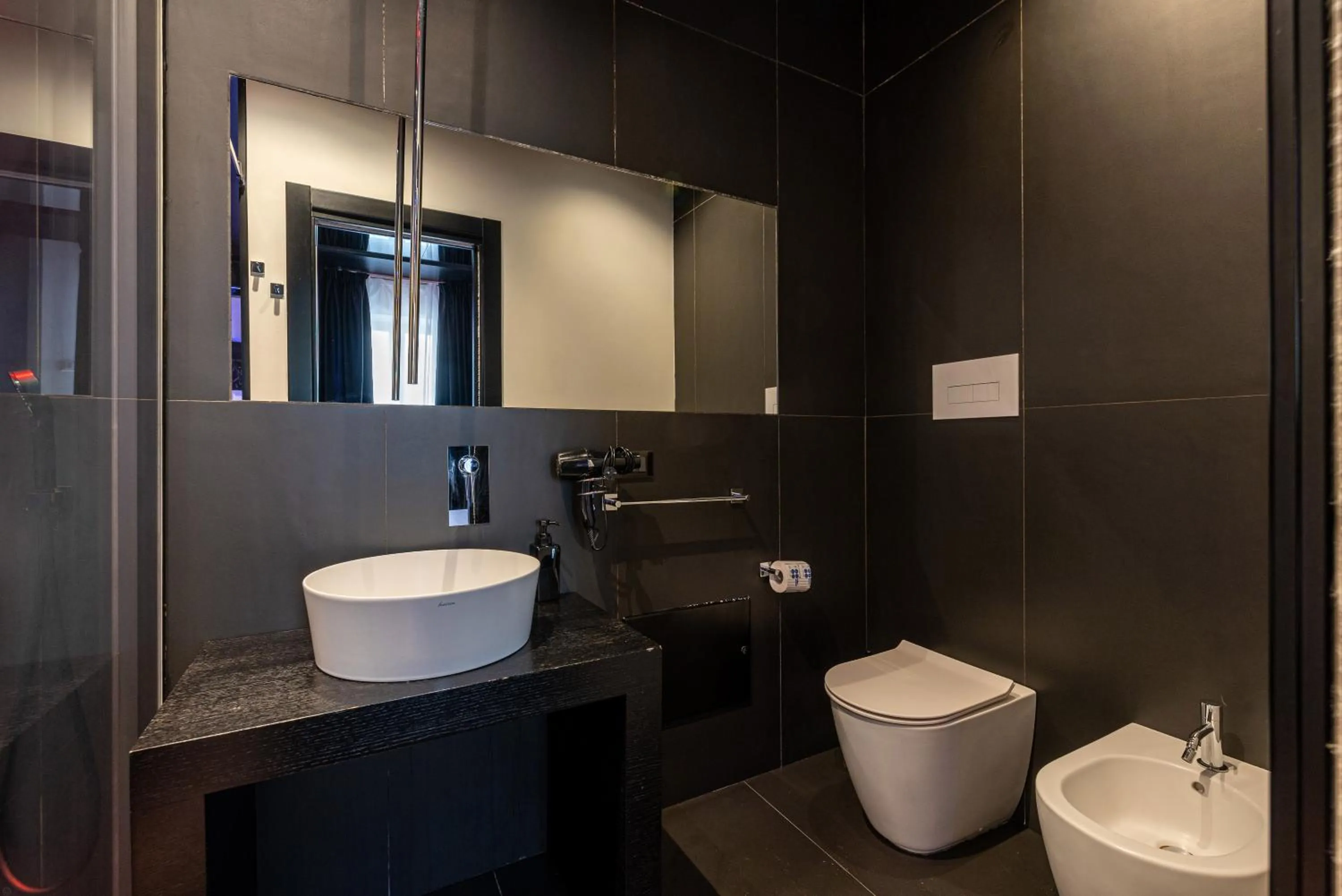 Maximum hub suite&spa