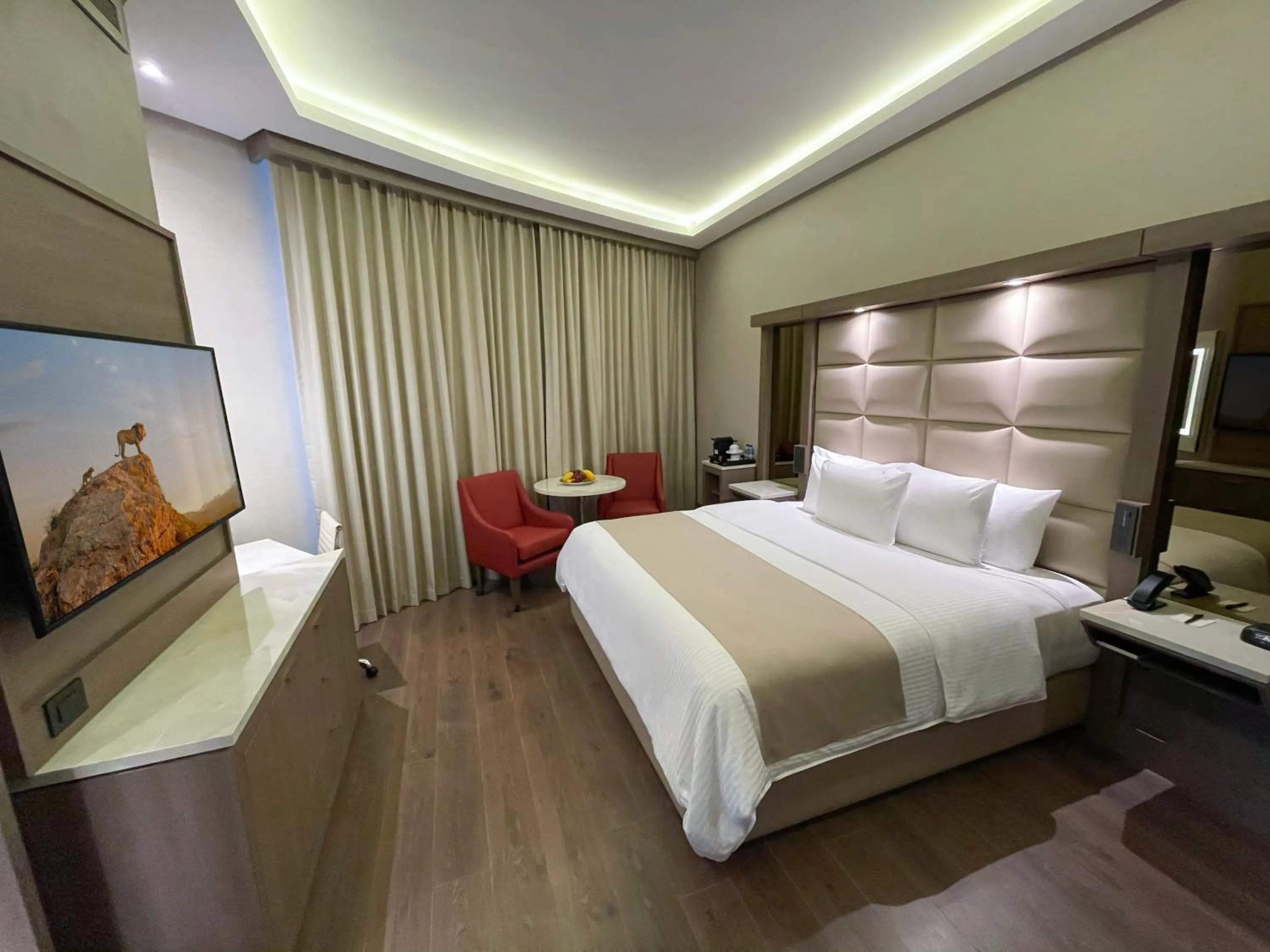 Bed in Safi Royal Luxury Metropolitan