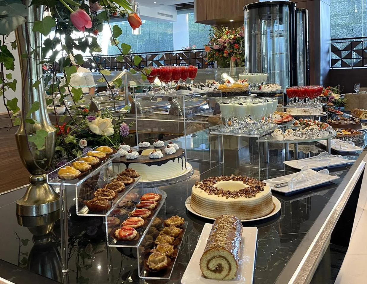 Safi Royal Luxury Metropolitan