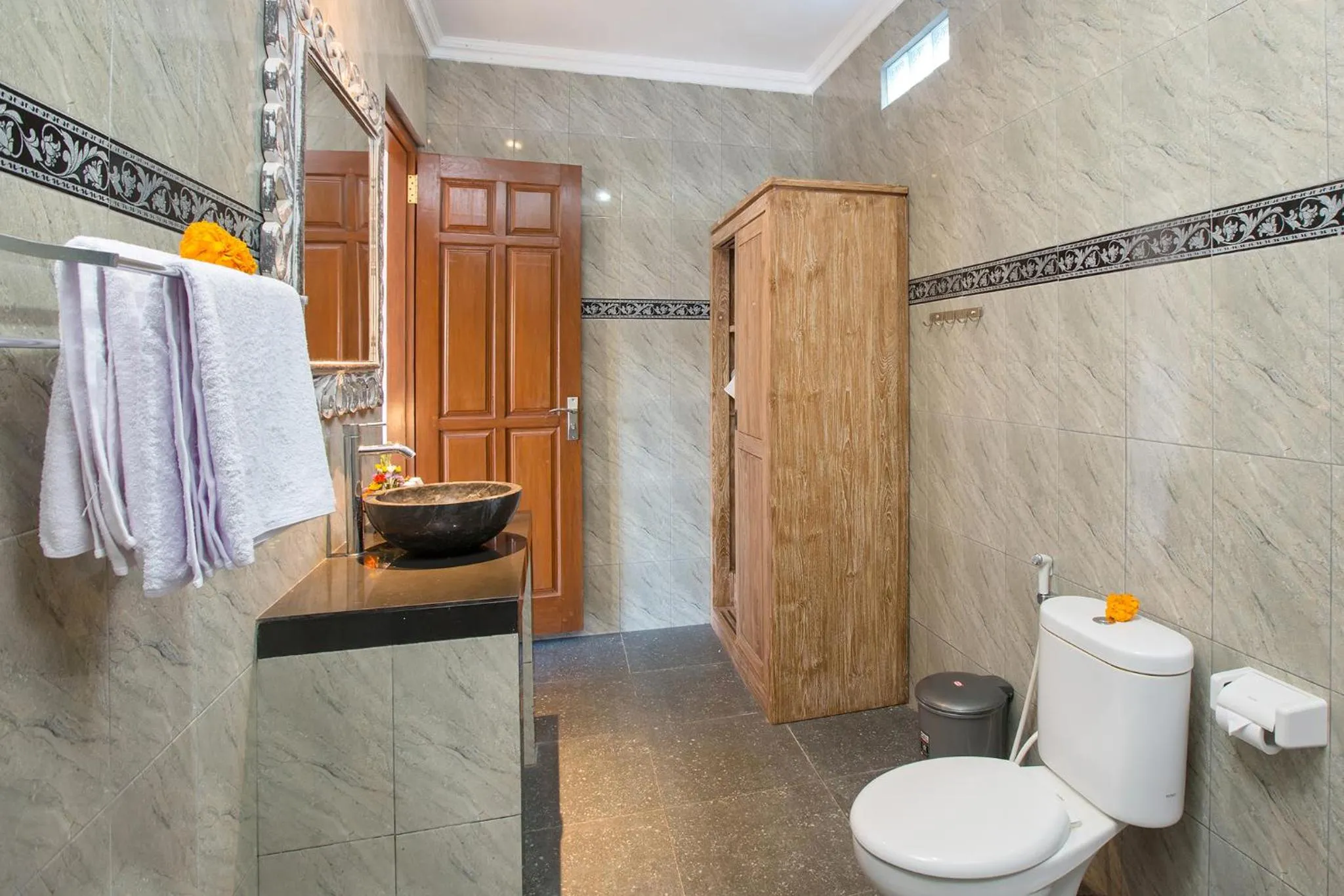 Bathroom in Pundi Kaya