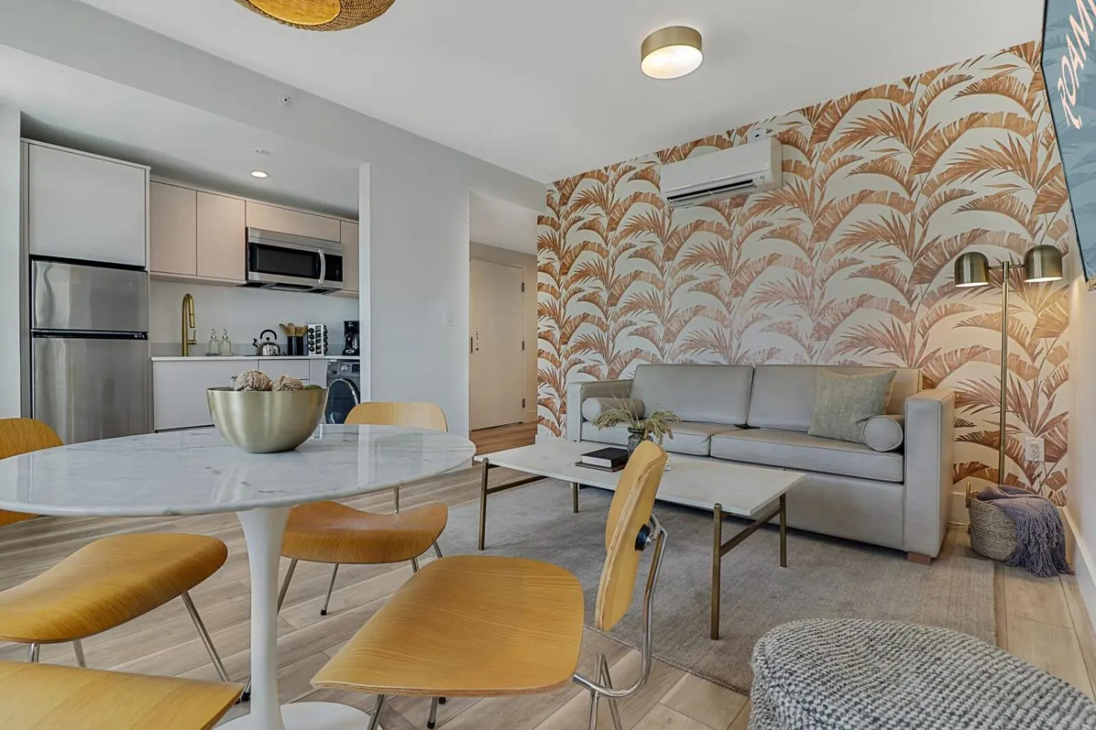 Roami at The Carmela