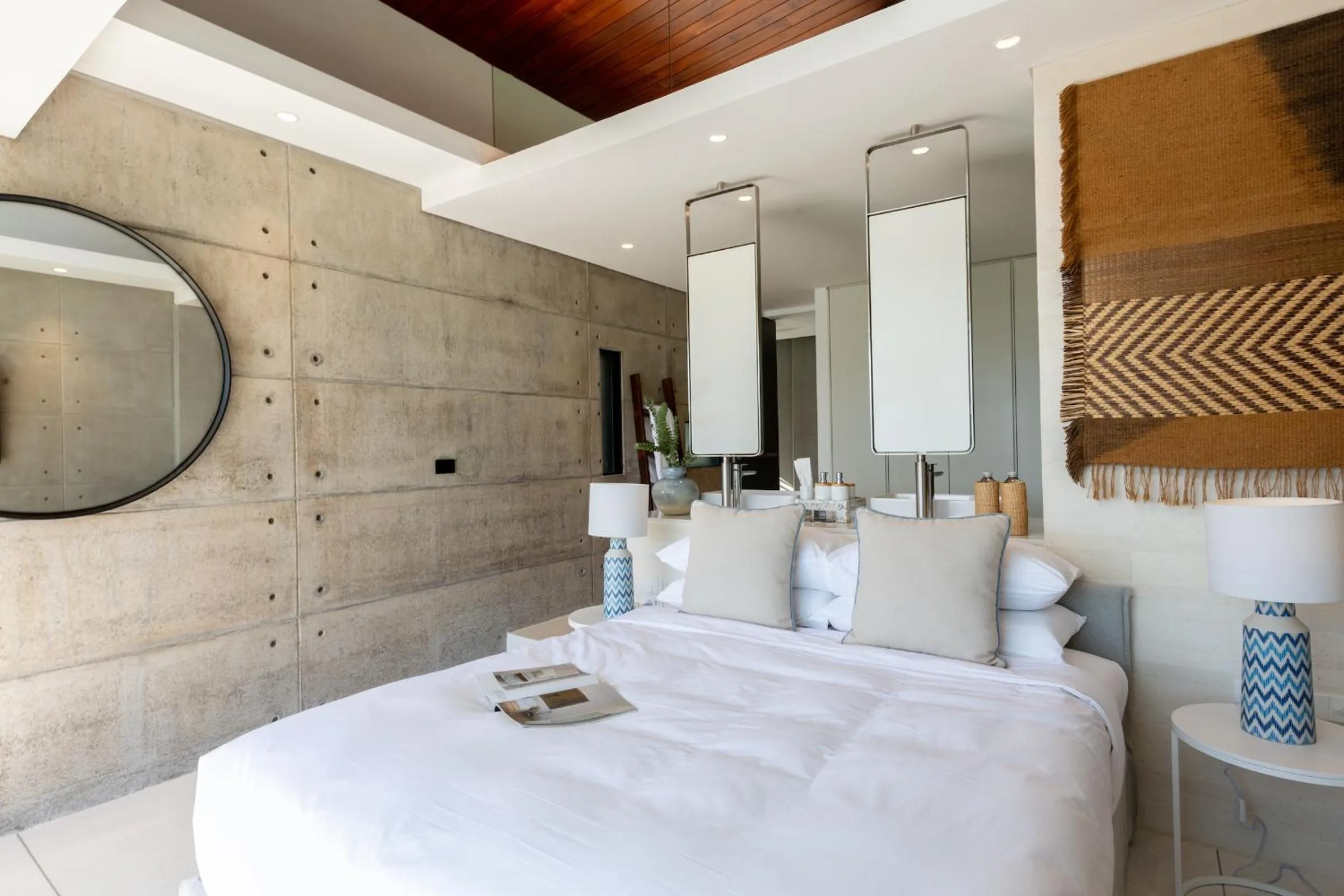 Bedroom, Bed in Kerem Luxury Beachfront Villas