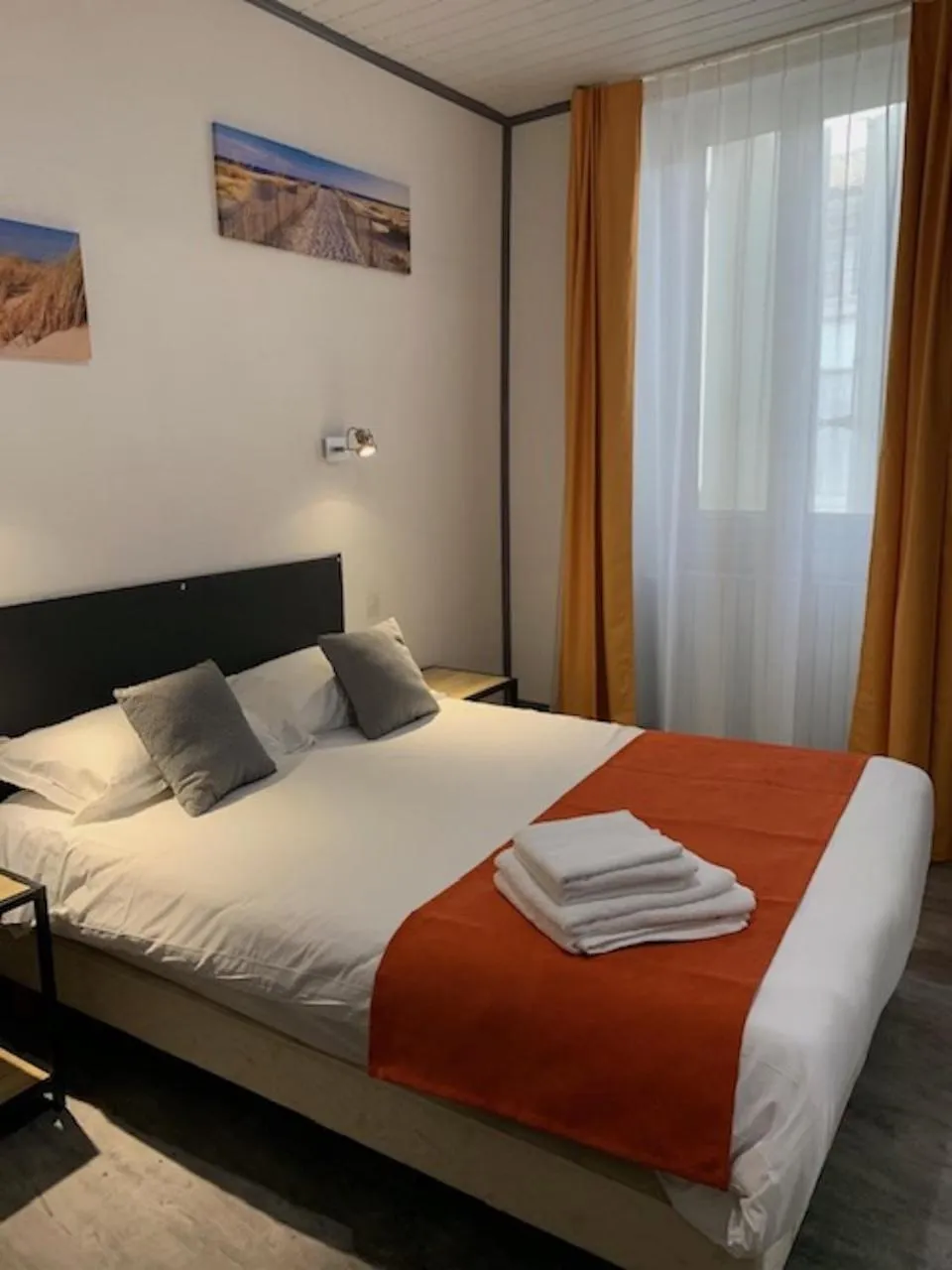 Bedroom, Bed in Hôtel Restaurant de l'Union