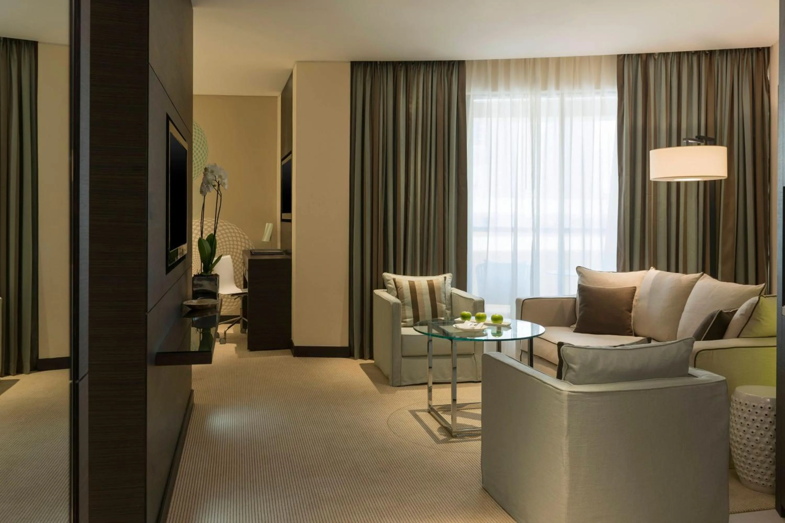 Living room in Le Royal Meridien Beach Resort & Spa Dubai