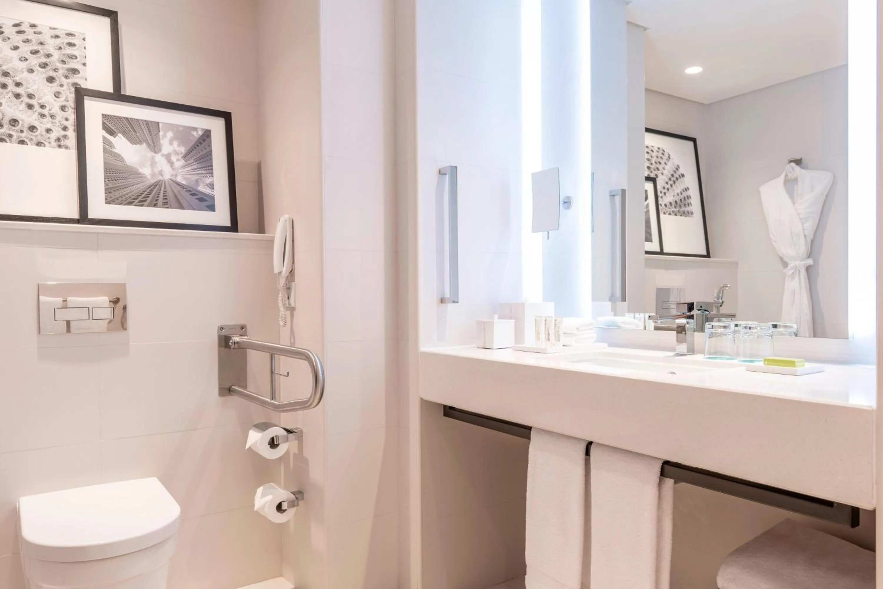 Bathroom in Le Royal Meridien Beach Resort & Spa Dubai