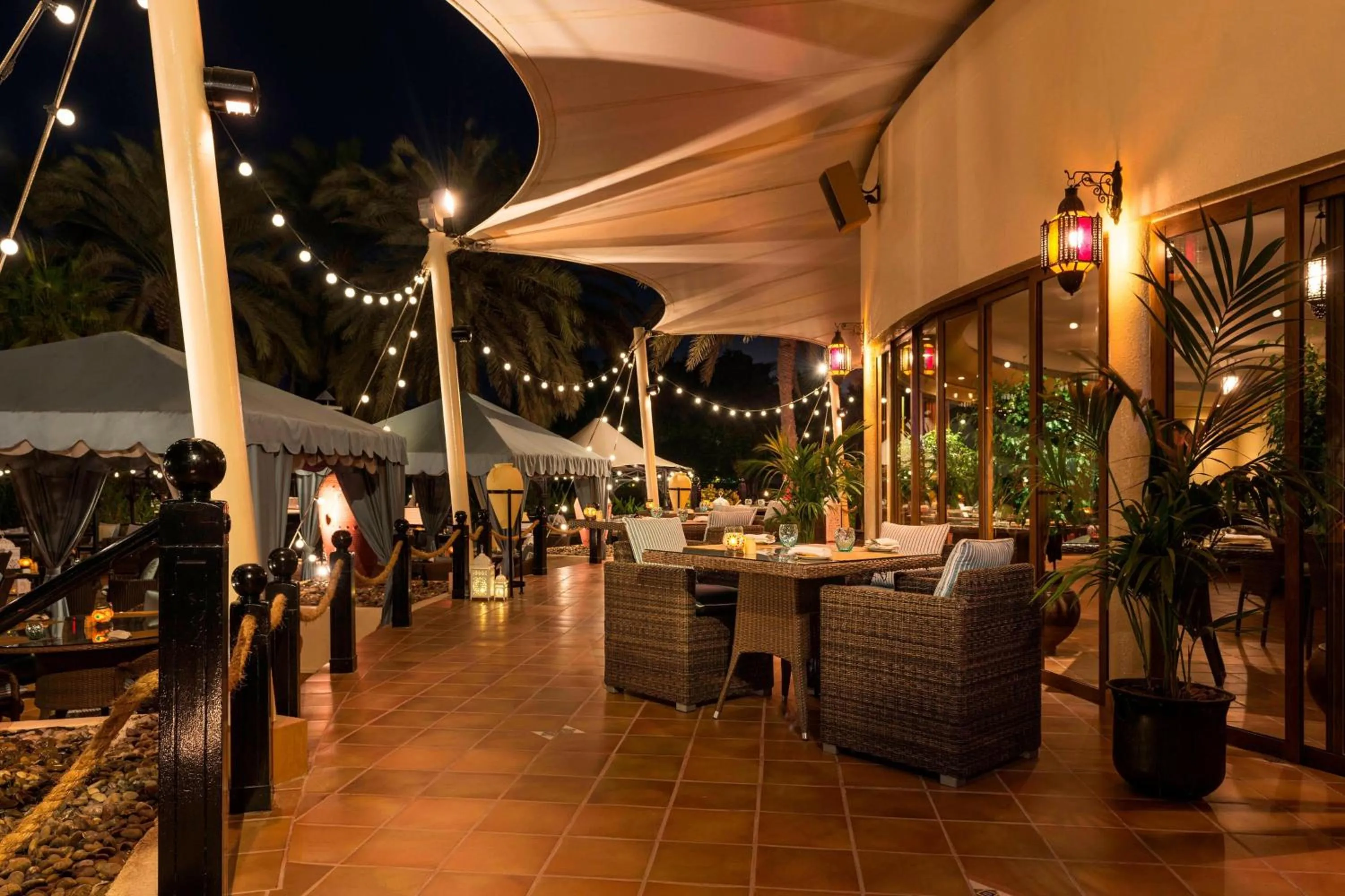 Restaurant/places to eat in Le Royal Meridien Beach Resort & Spa Dubai