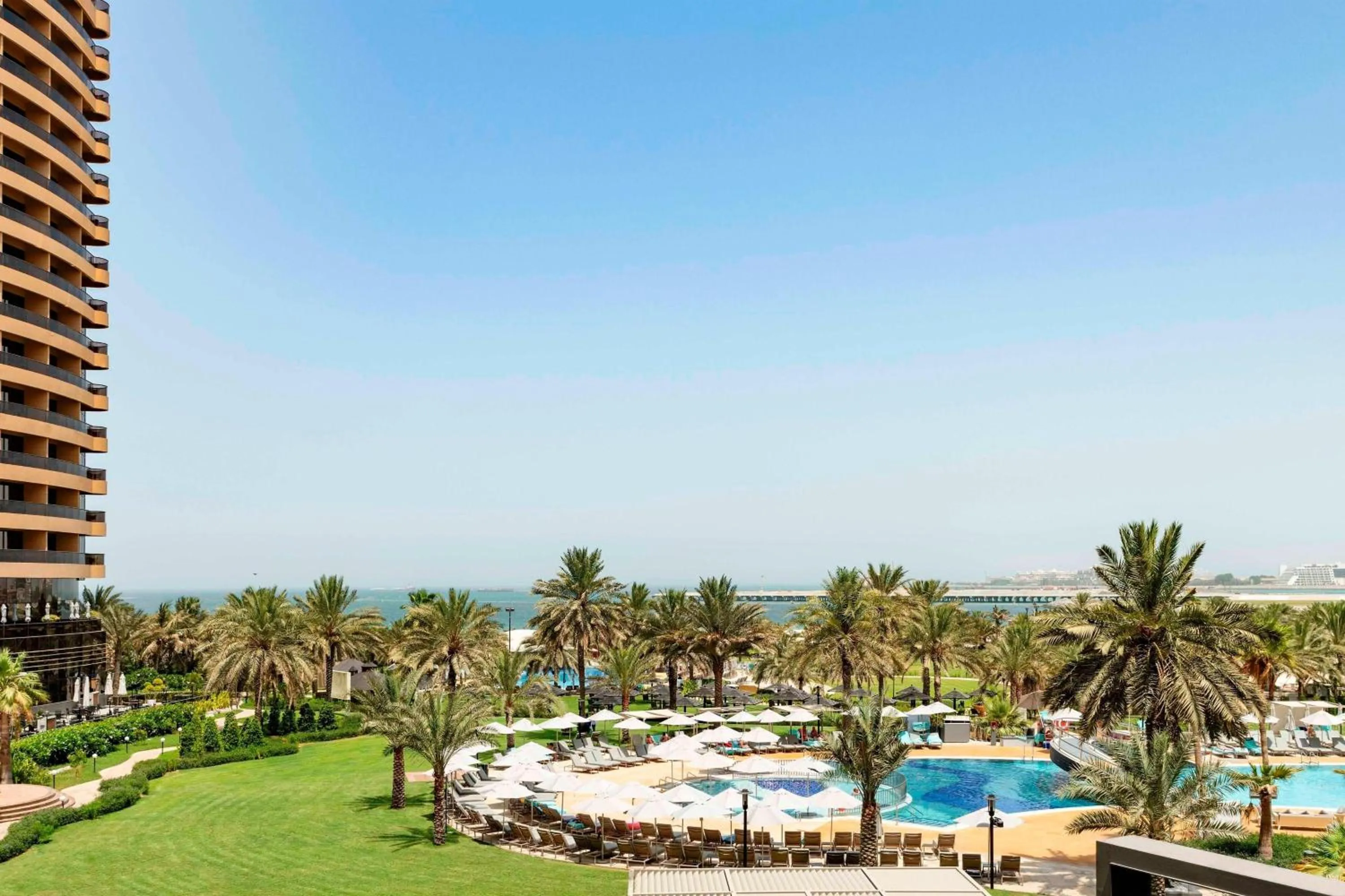 Swimming pool in Le Royal Meridien Beach Resort & Spa Dubai