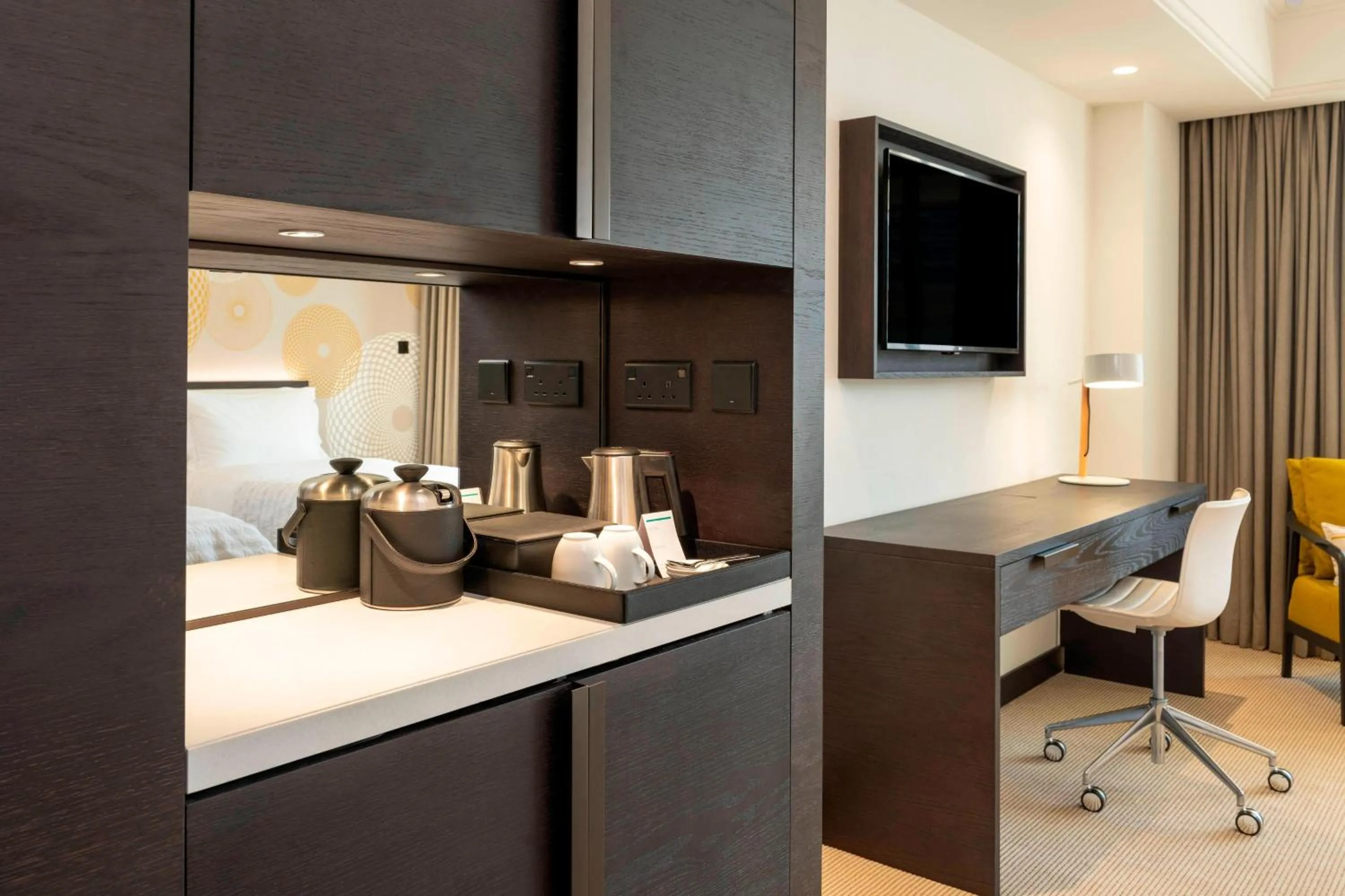 Photo of the whole room in Le Royal Meridien Beach Resort & Spa Dubai