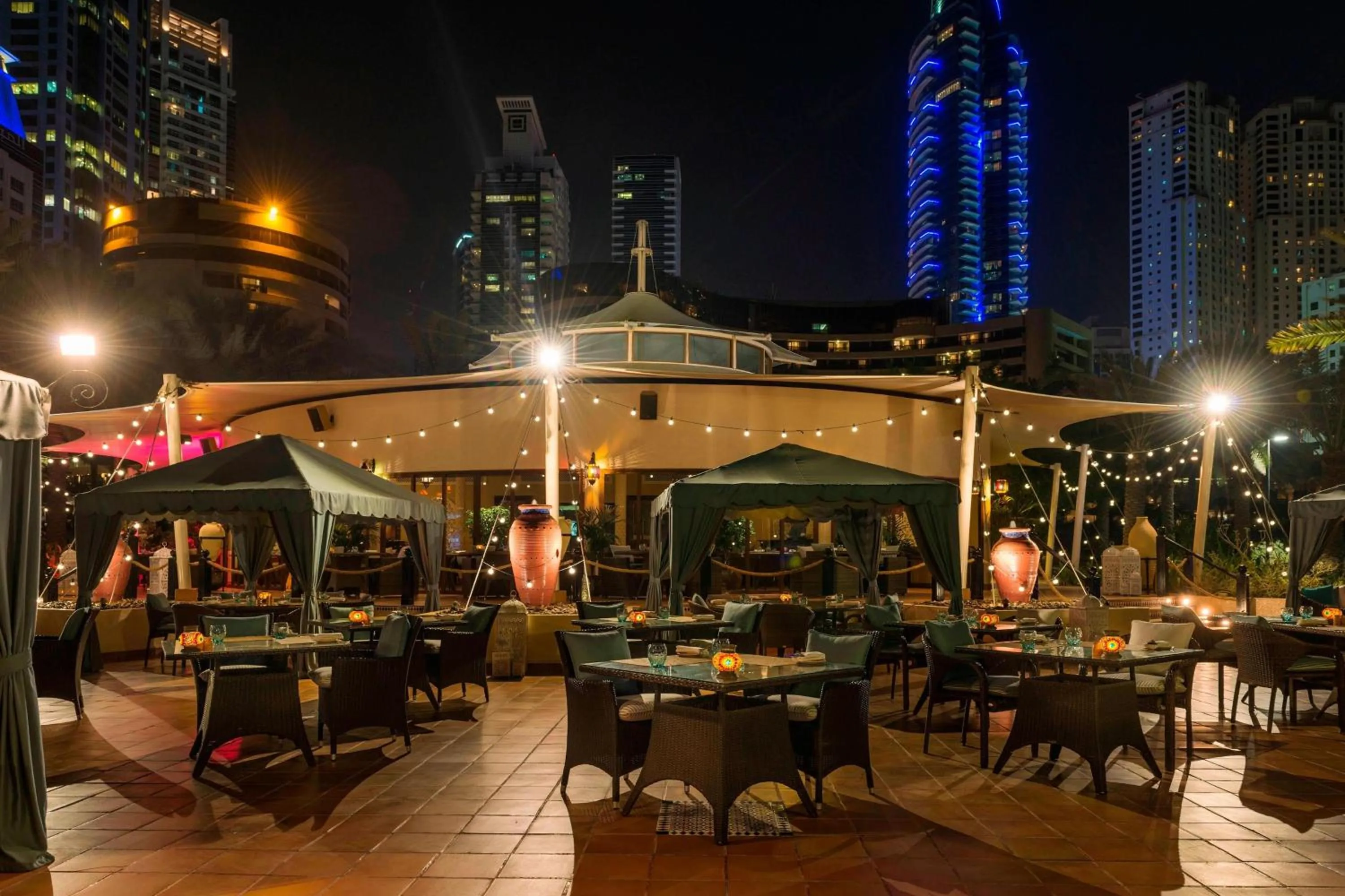 Restaurant/places to eat in Le Royal Meridien Beach Resort & Spa Dubai