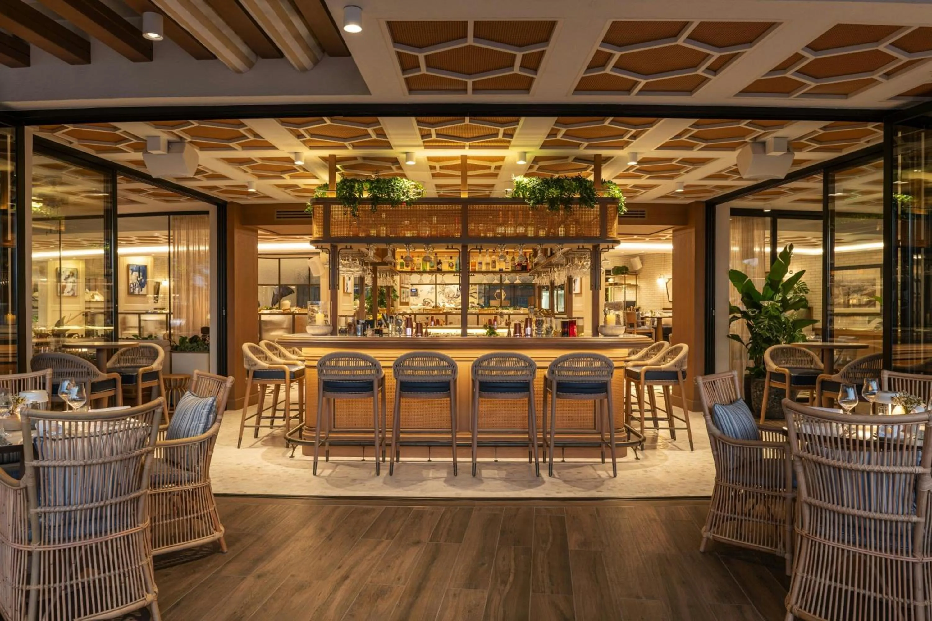 Lounge or bar in Le Royal Meridien Beach Resort & Spa Dubai