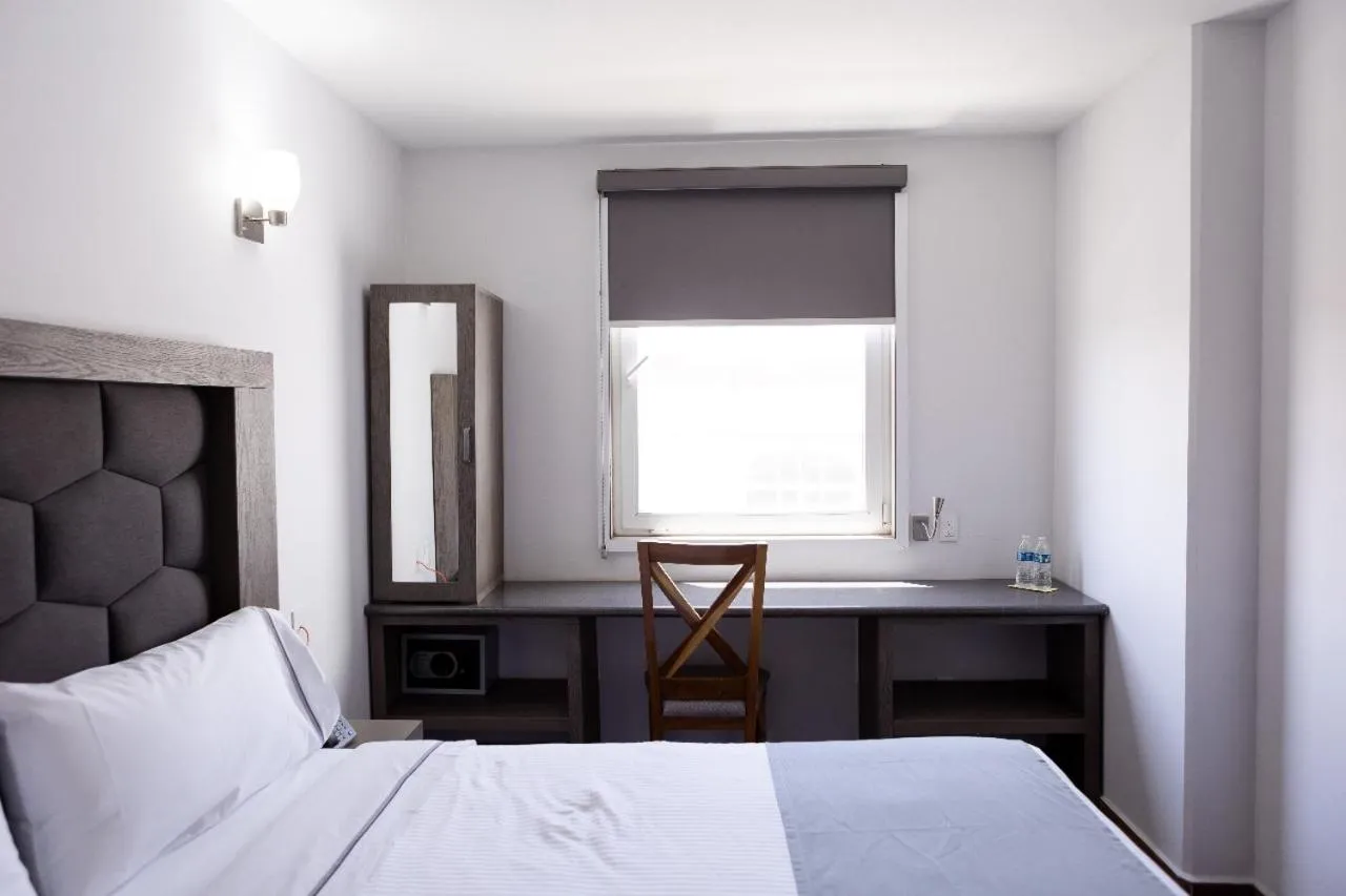 Bed in Hotel Bugari Aeropuerto Guadalajara