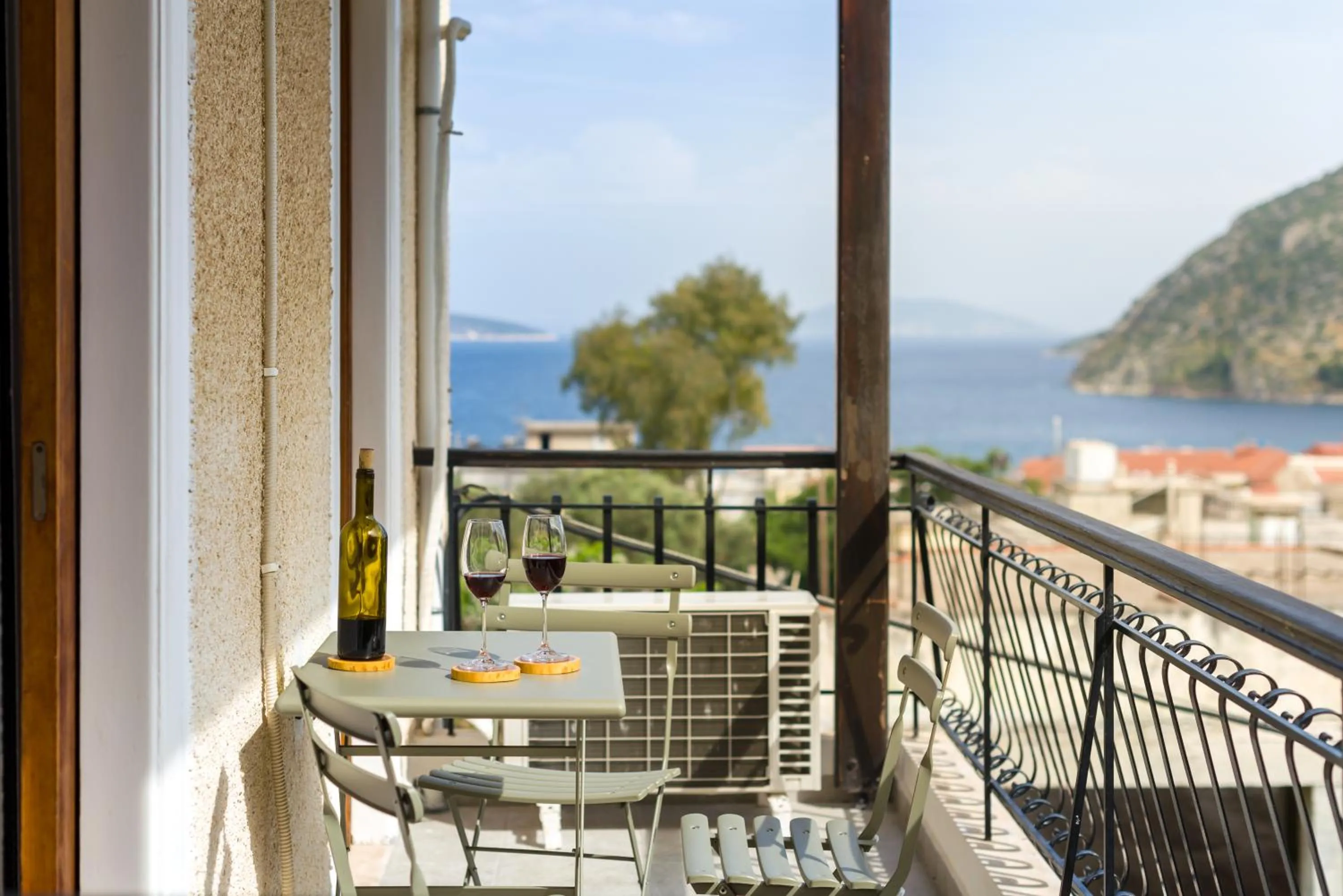 Balcony/Terrace in Oasis Apartments