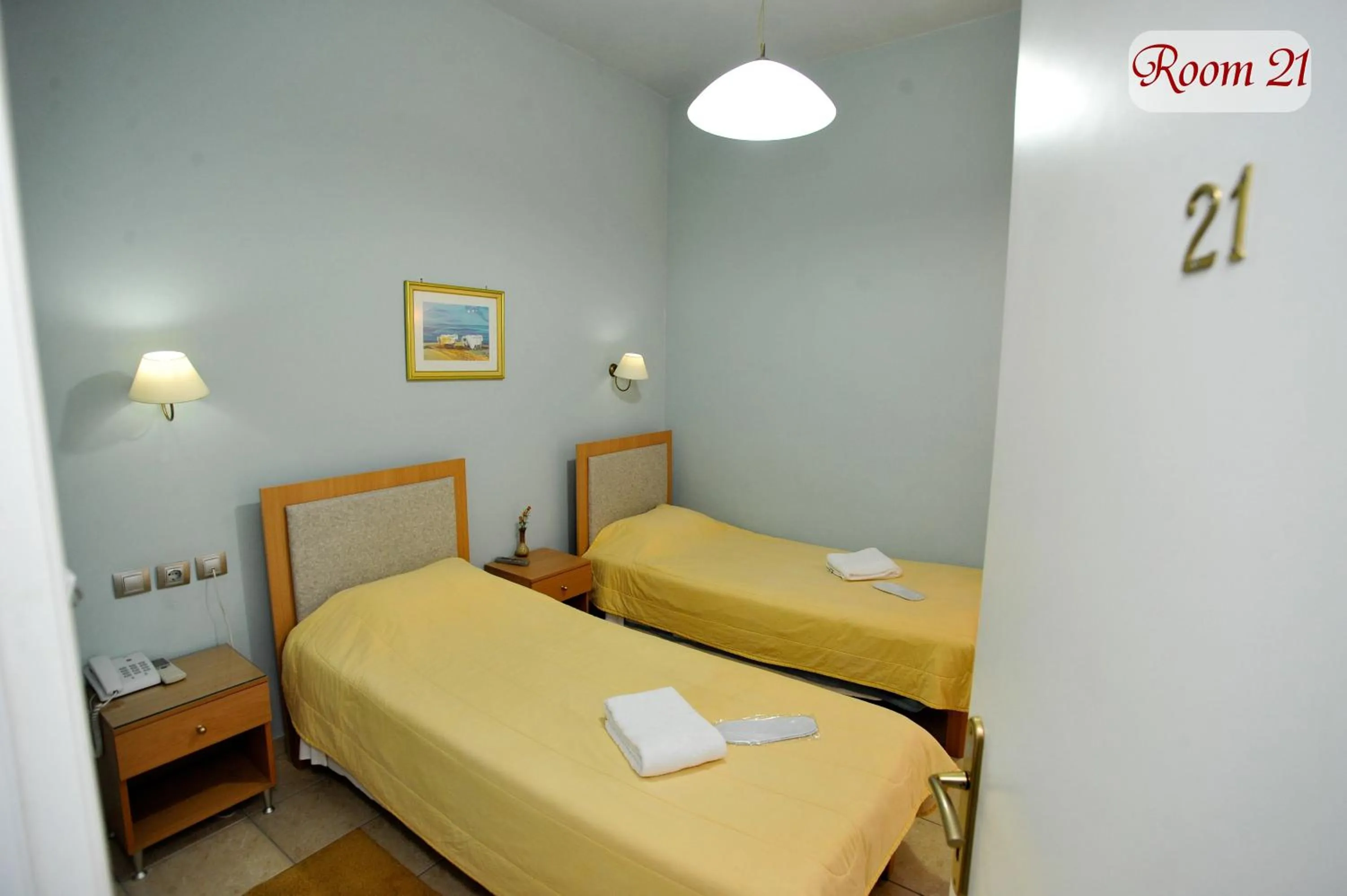 Photo of the whole room, Bed in Apollon Hotel