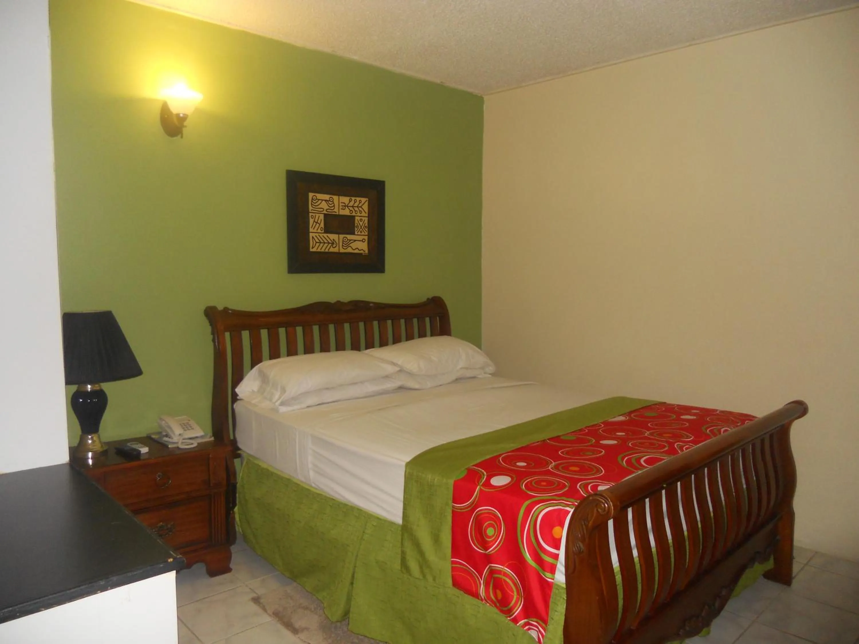 Bed in Seaview Inn