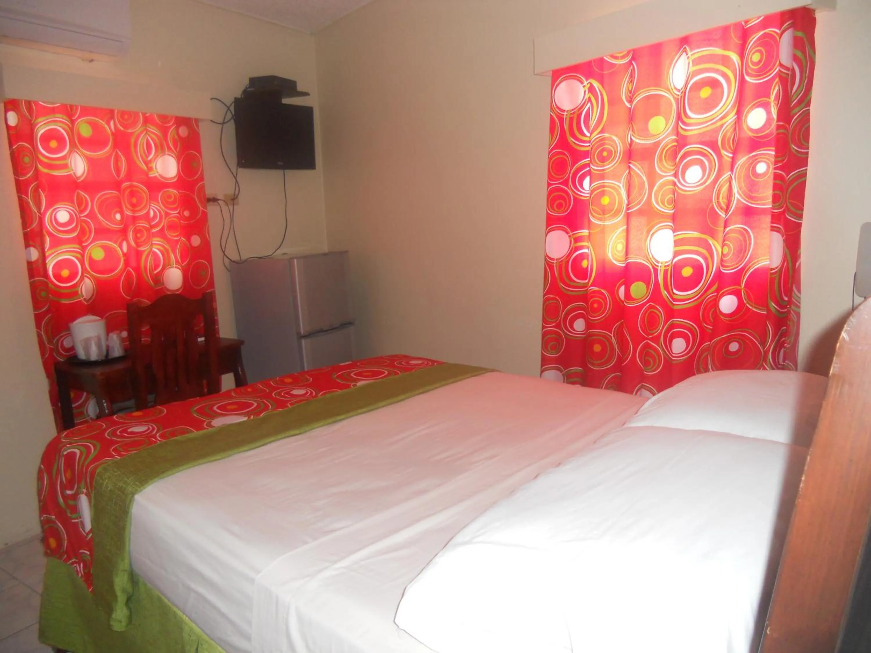 Bed in Seaview Inn