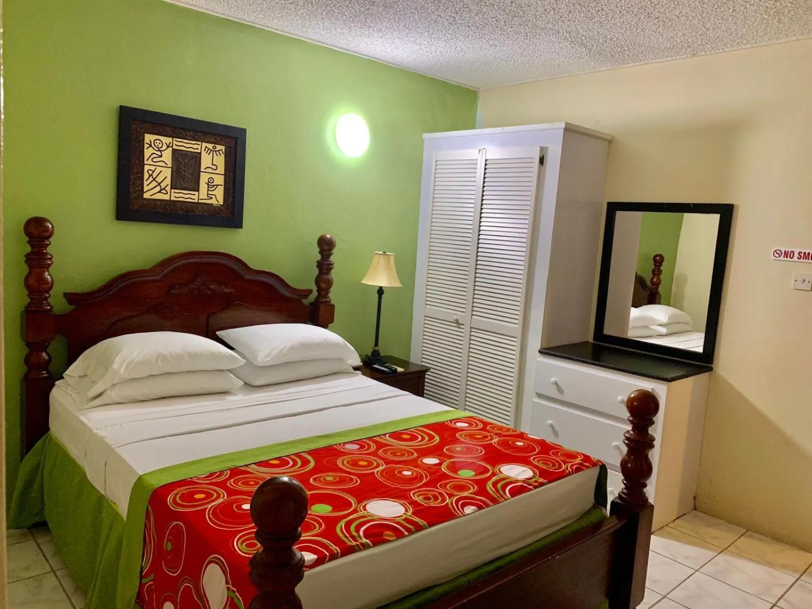 Bed in Seaview Inn