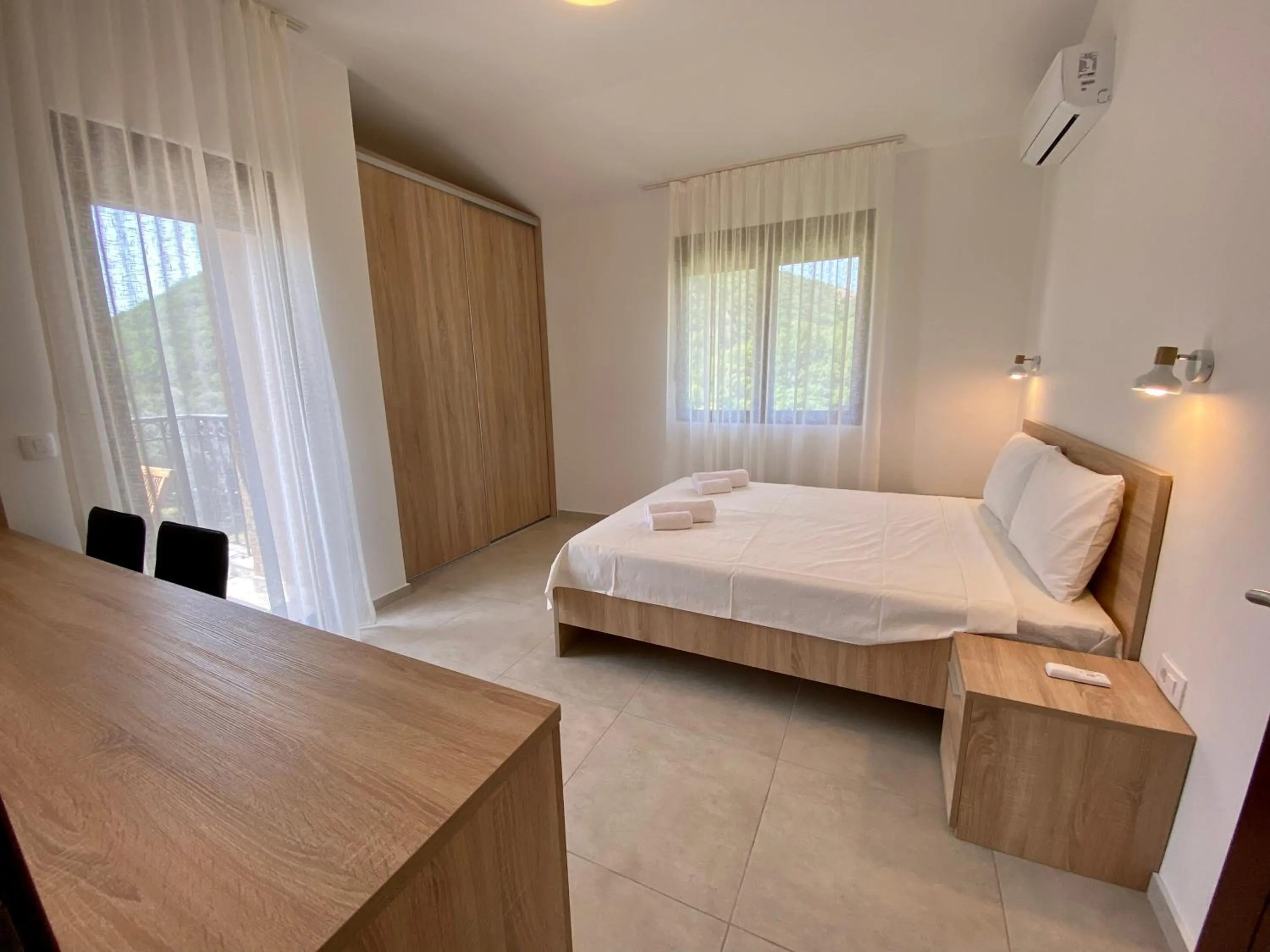Bedroom, Bed in Villa Dolphin Apartments
