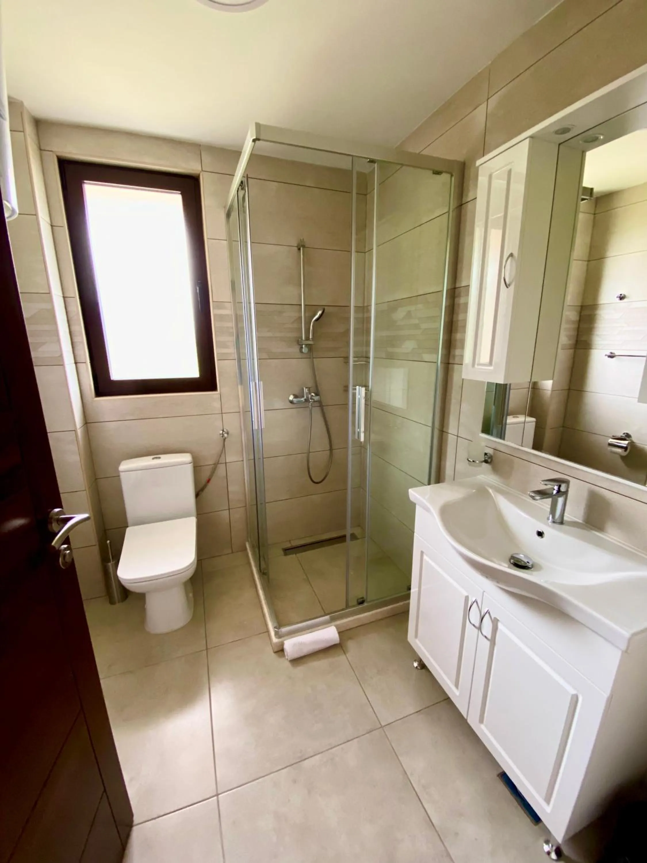 Bathroom in Villa Dolphin Apartments