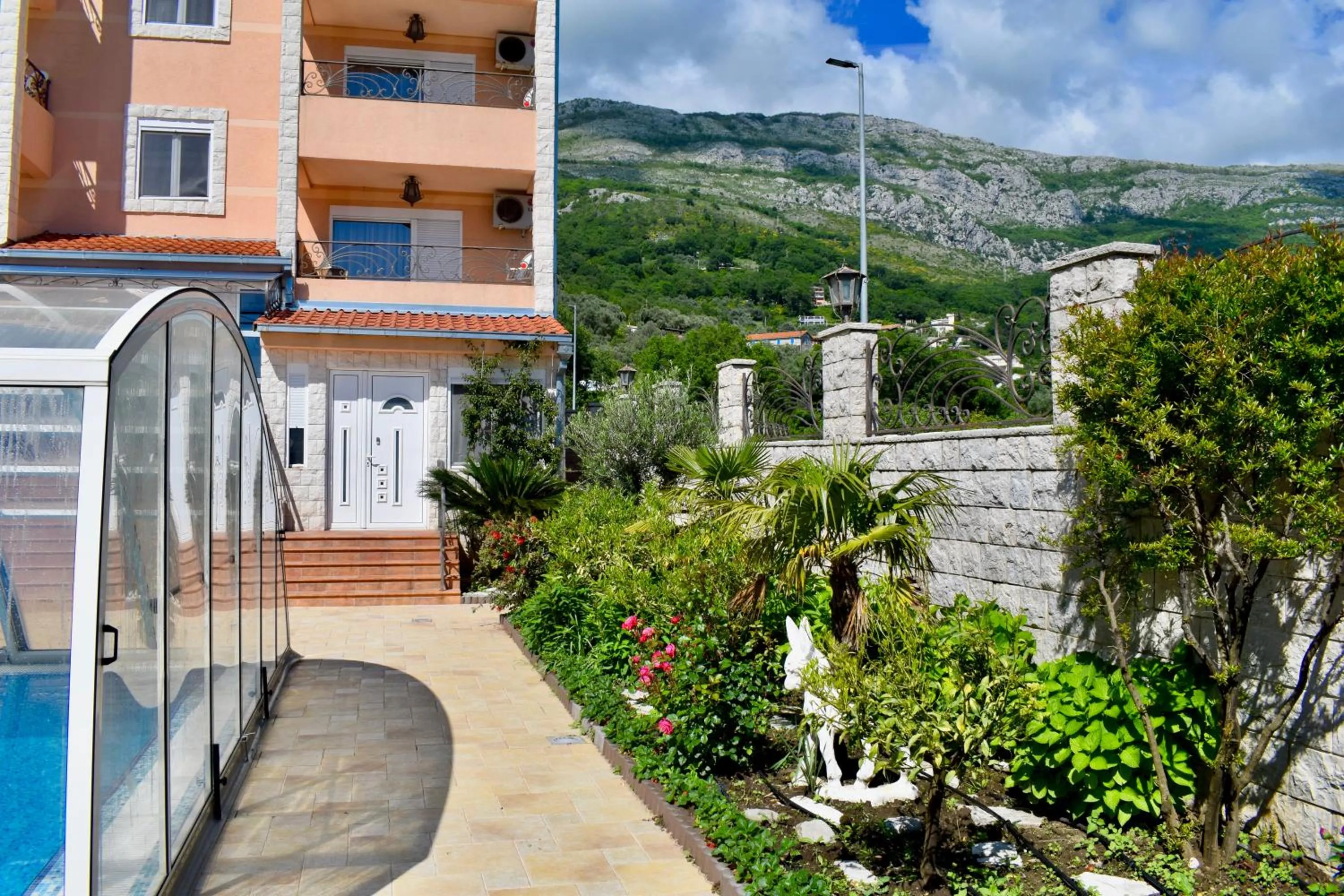 Balcony/Terrace in Villa Dolphin Apartments