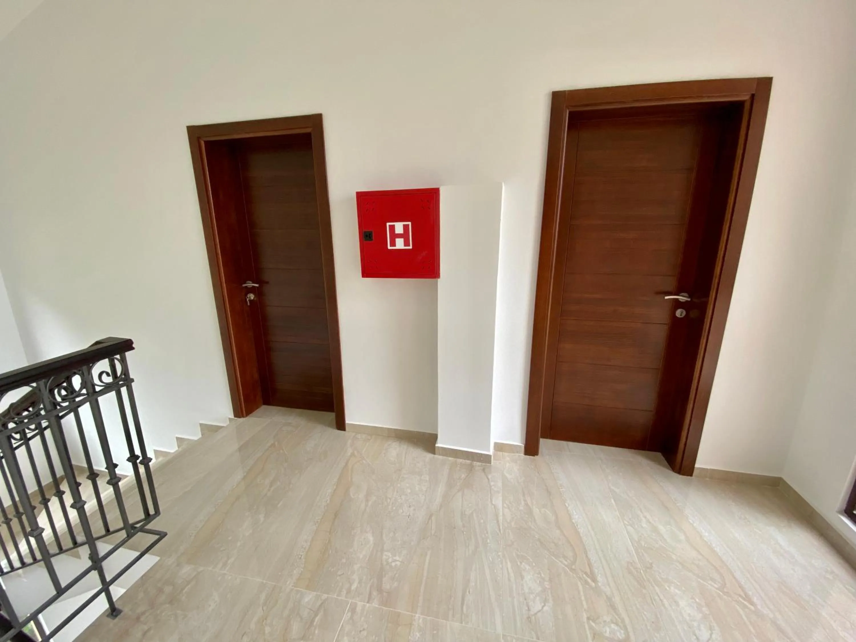 Property building in Villa Dolphin Apartments