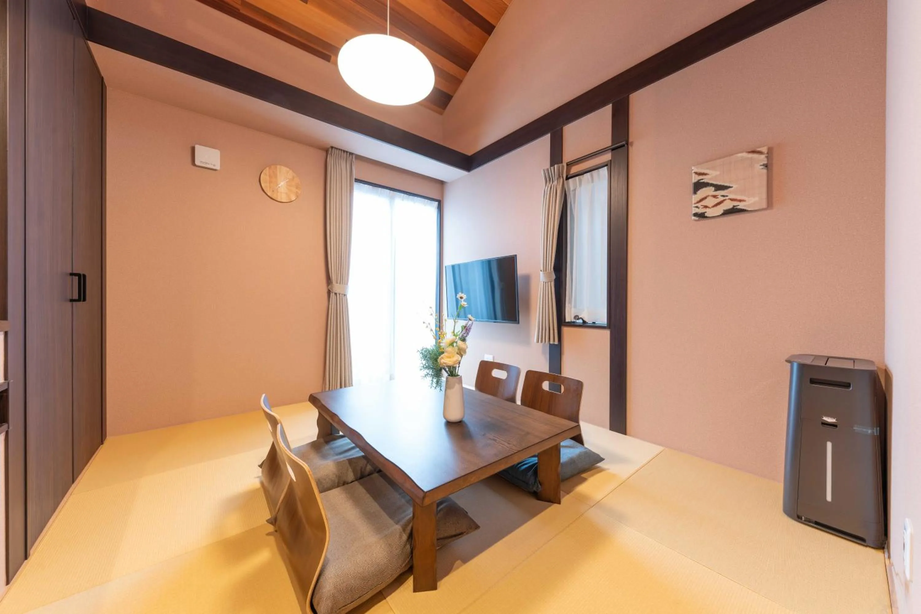 Living room in スタジオーネ 箱根強羅 West - Stagione Hakone Gora West