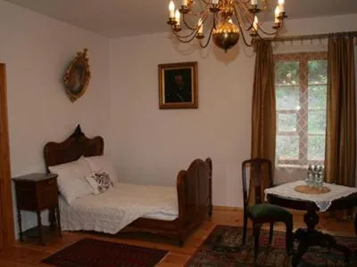 Apartment in Dworek Karpińskich