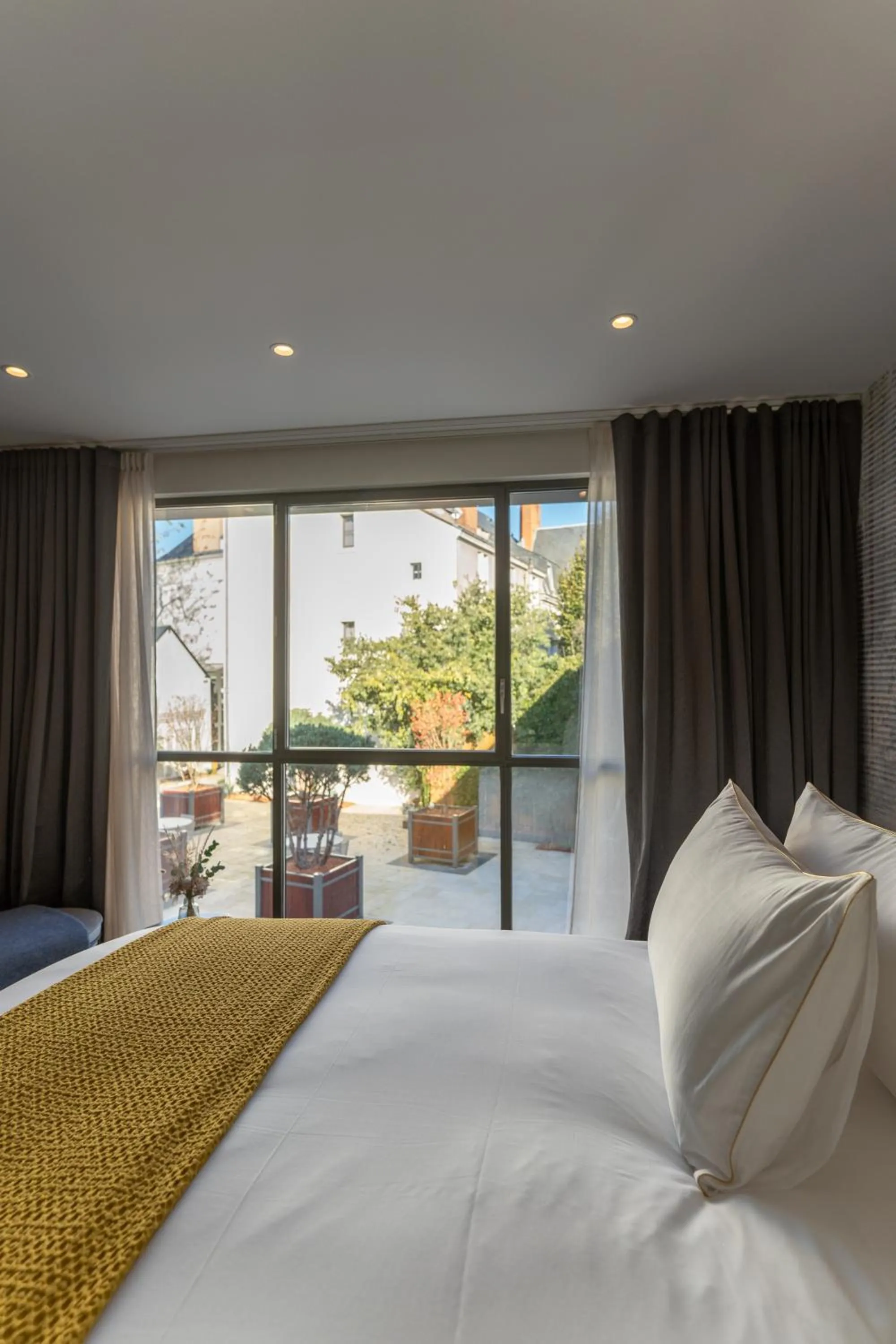 Garden view, Bed in Les Trésorières