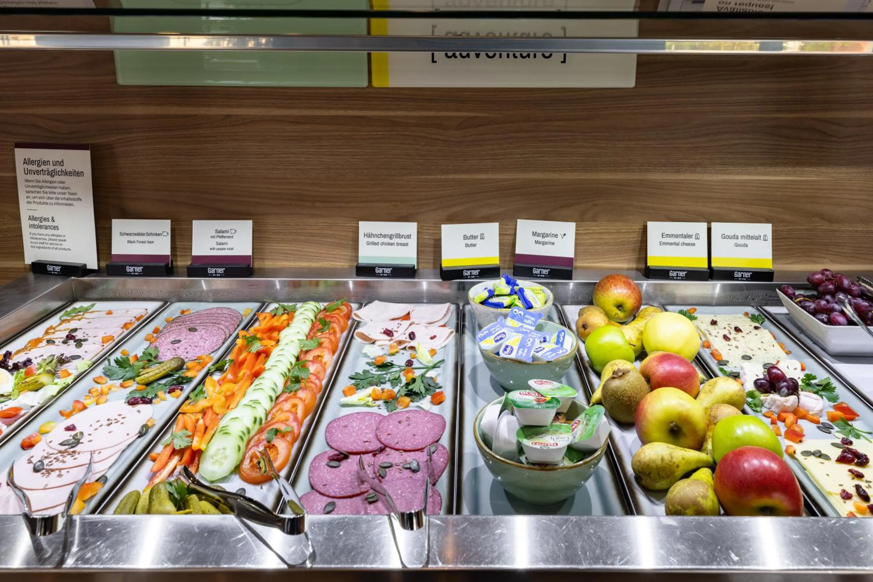 Buffet breakfast in Garner Hotel Stuttgart City Centre by IHG