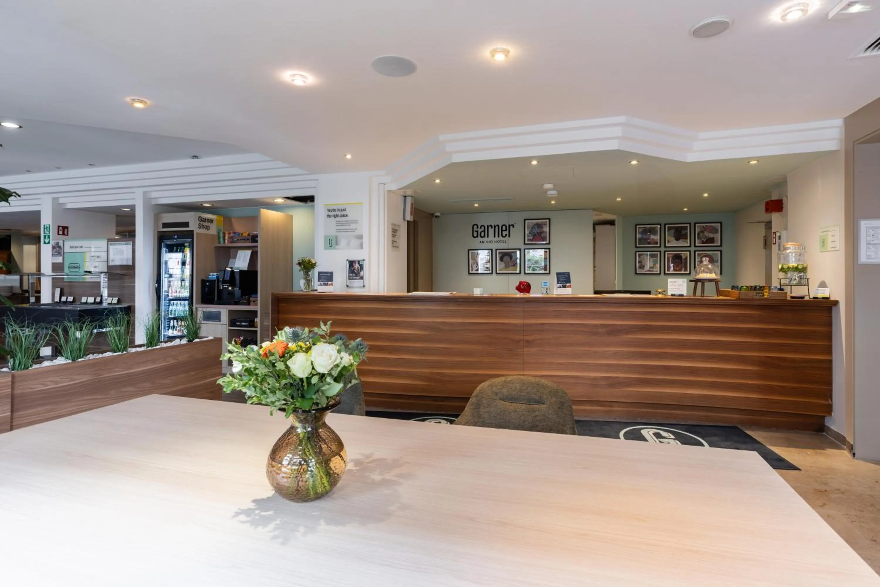 Lobby or reception in Garner Hotel Stuttgart City Centre by IHG