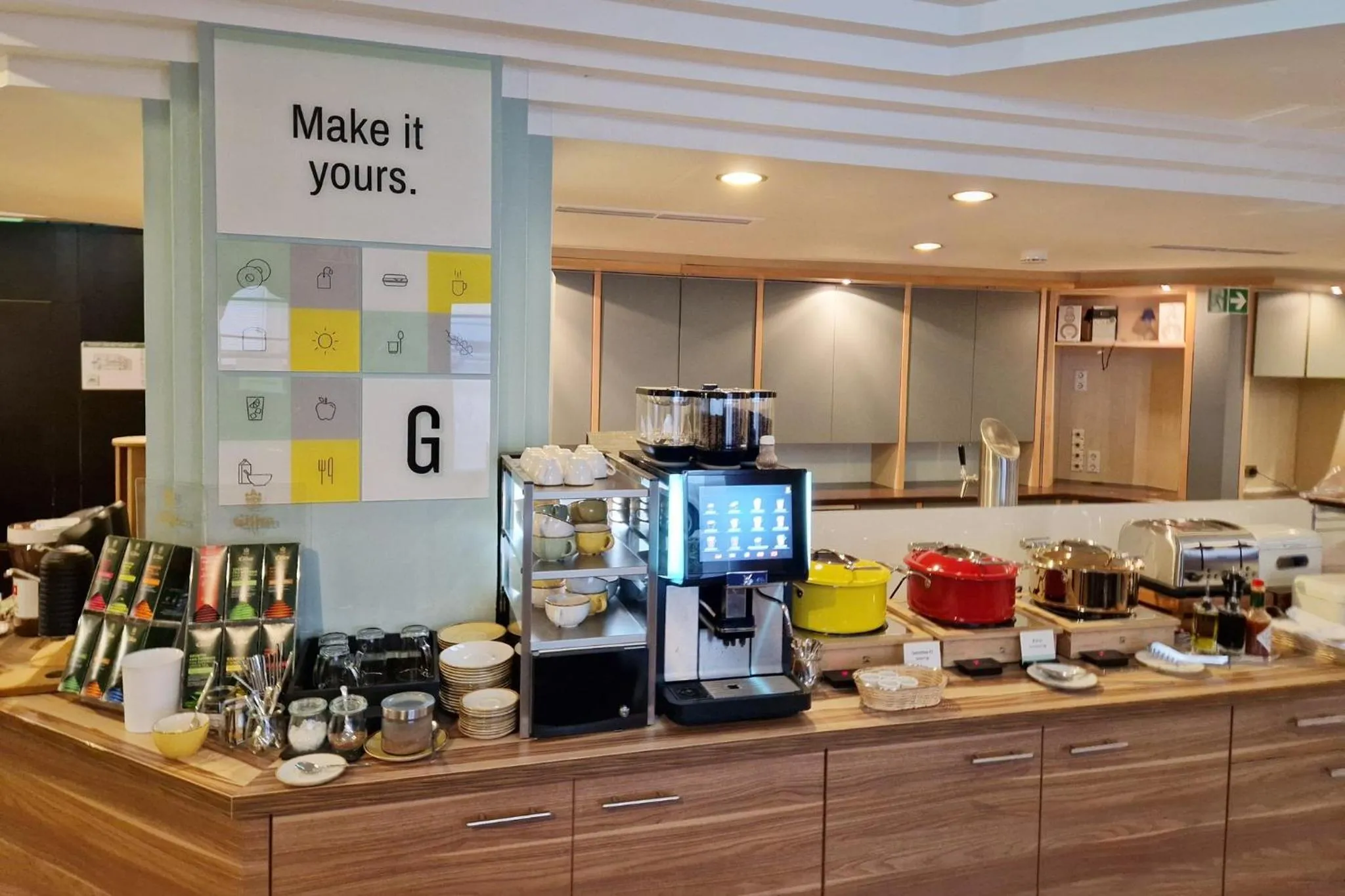 Breakfast in Garner Hotel Stuttgart City Centre by IHG