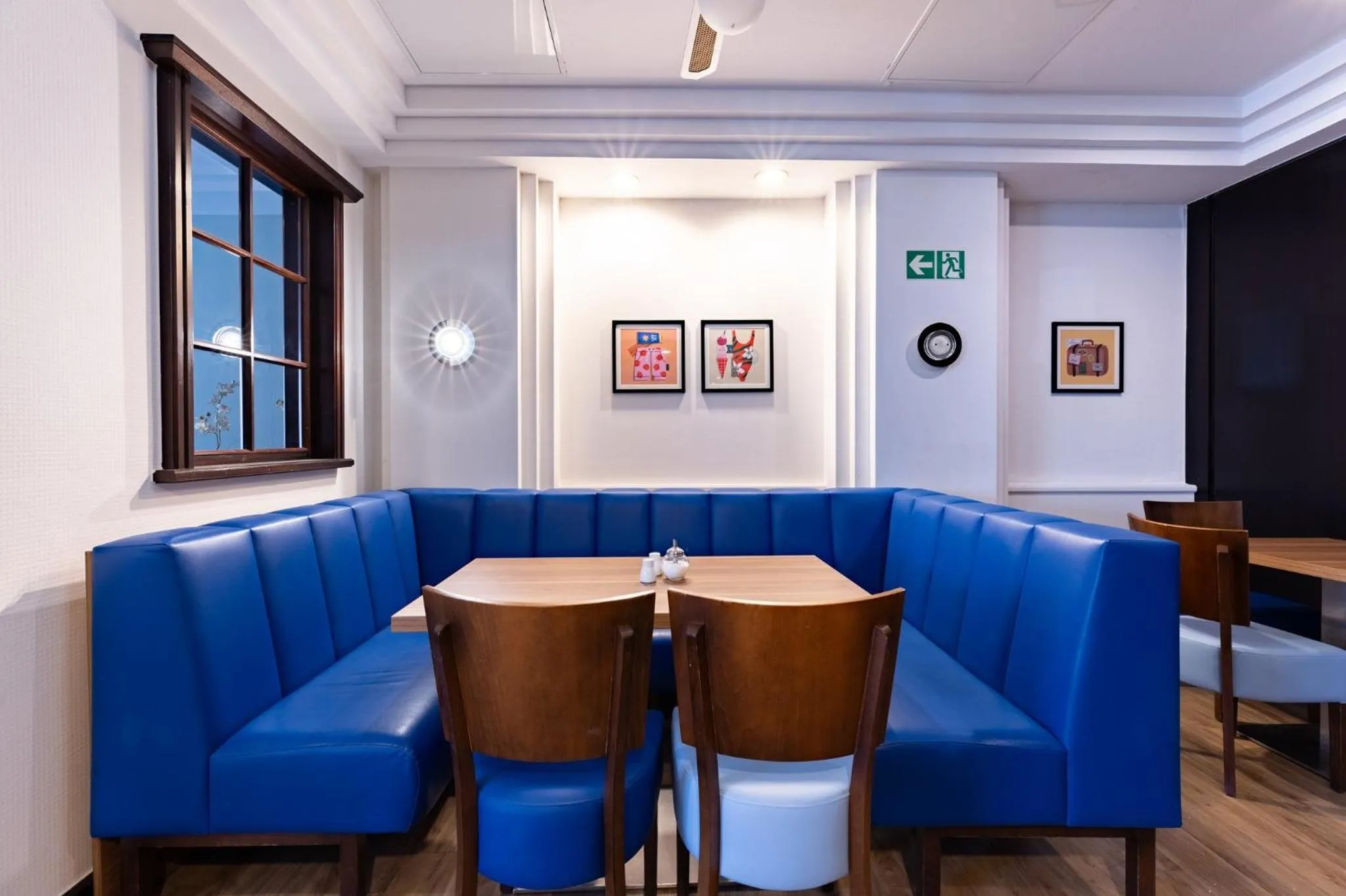 Breakfast in Garner Hotel Stuttgart City Centre by IHG