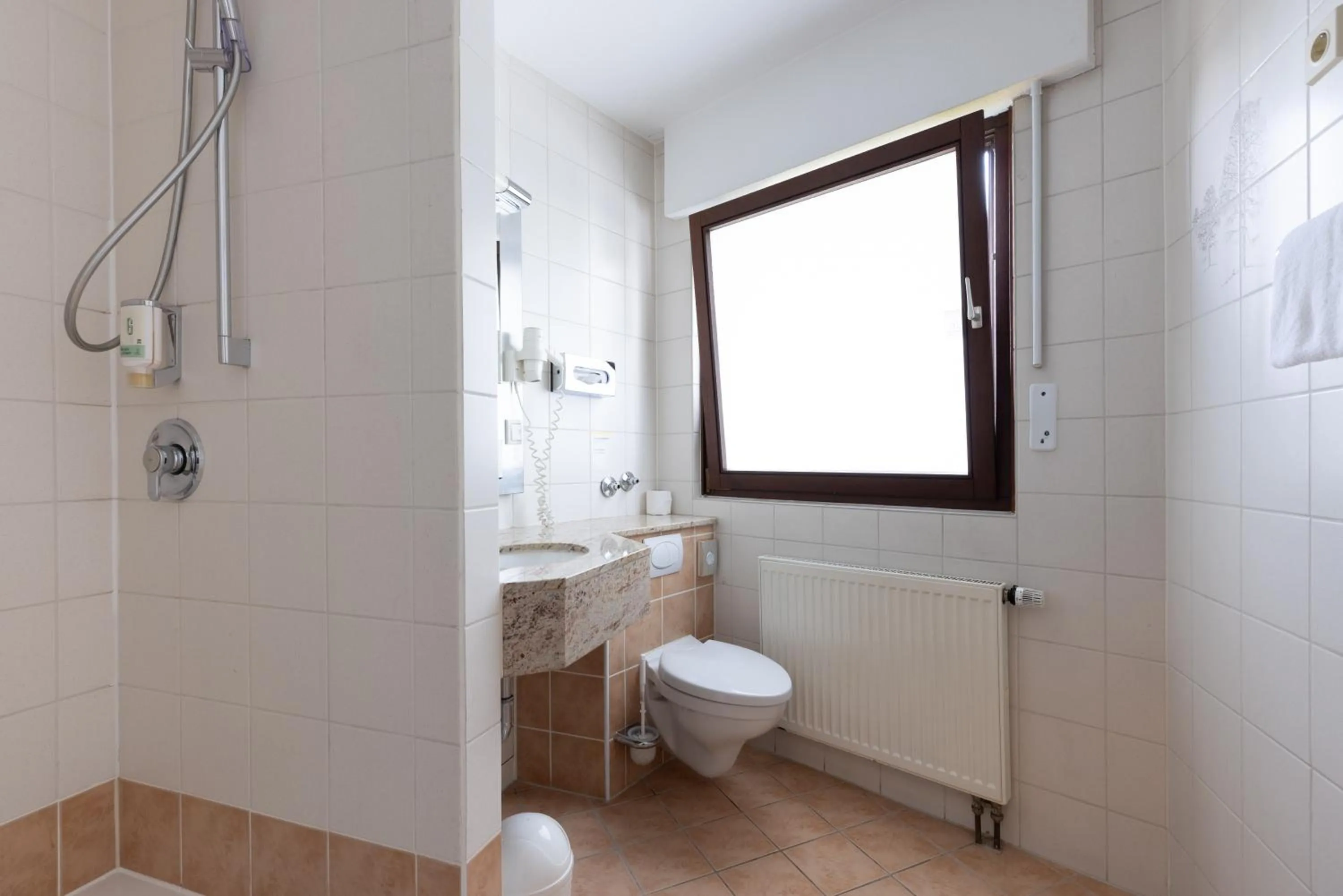 Shower in Garner Hotel Stuttgart City Centre by IHG