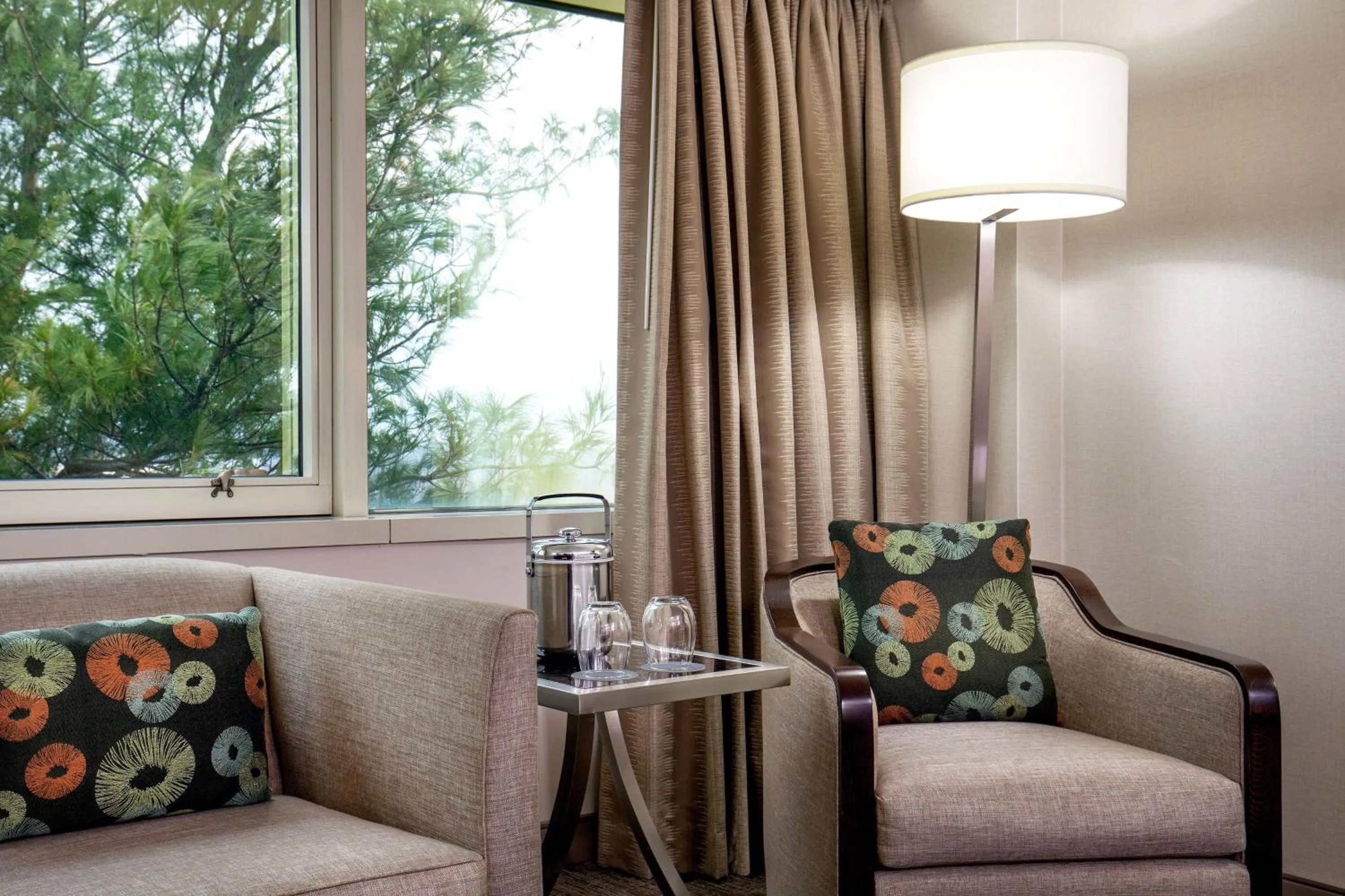 Photo of the whole room in The Westin Waltham Boston