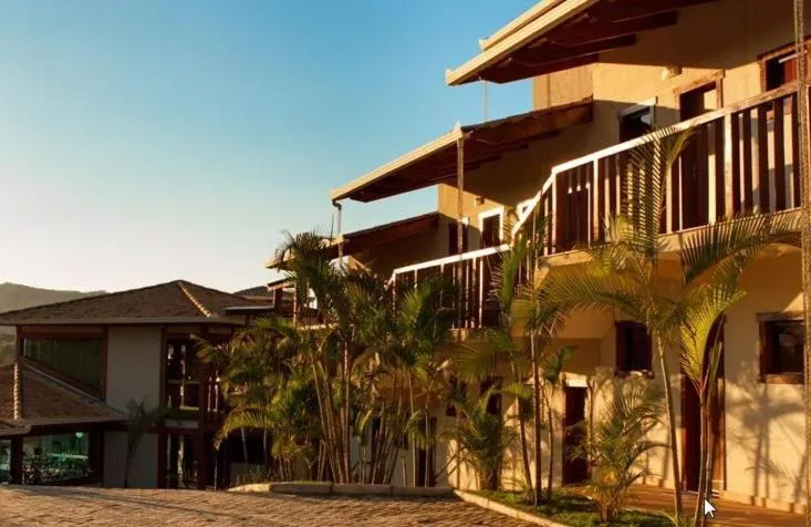 Facade/entrance in Estrada Real Palace Hotel