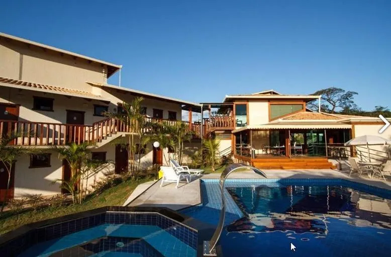 Swimming pool in Estrada Real Palace Hotel