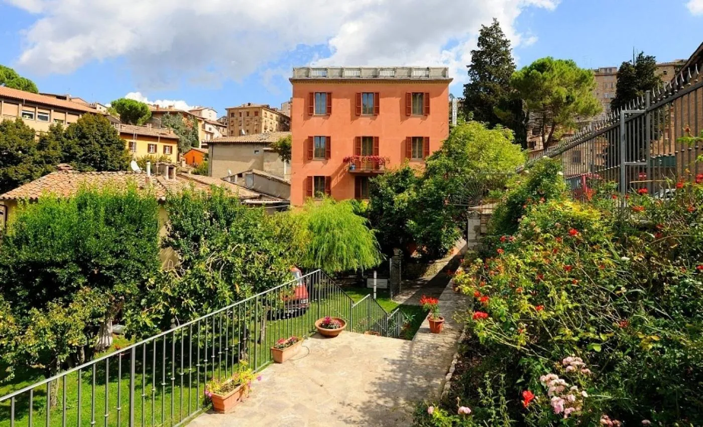 Facade/entrance in Hotel San Sebastiano