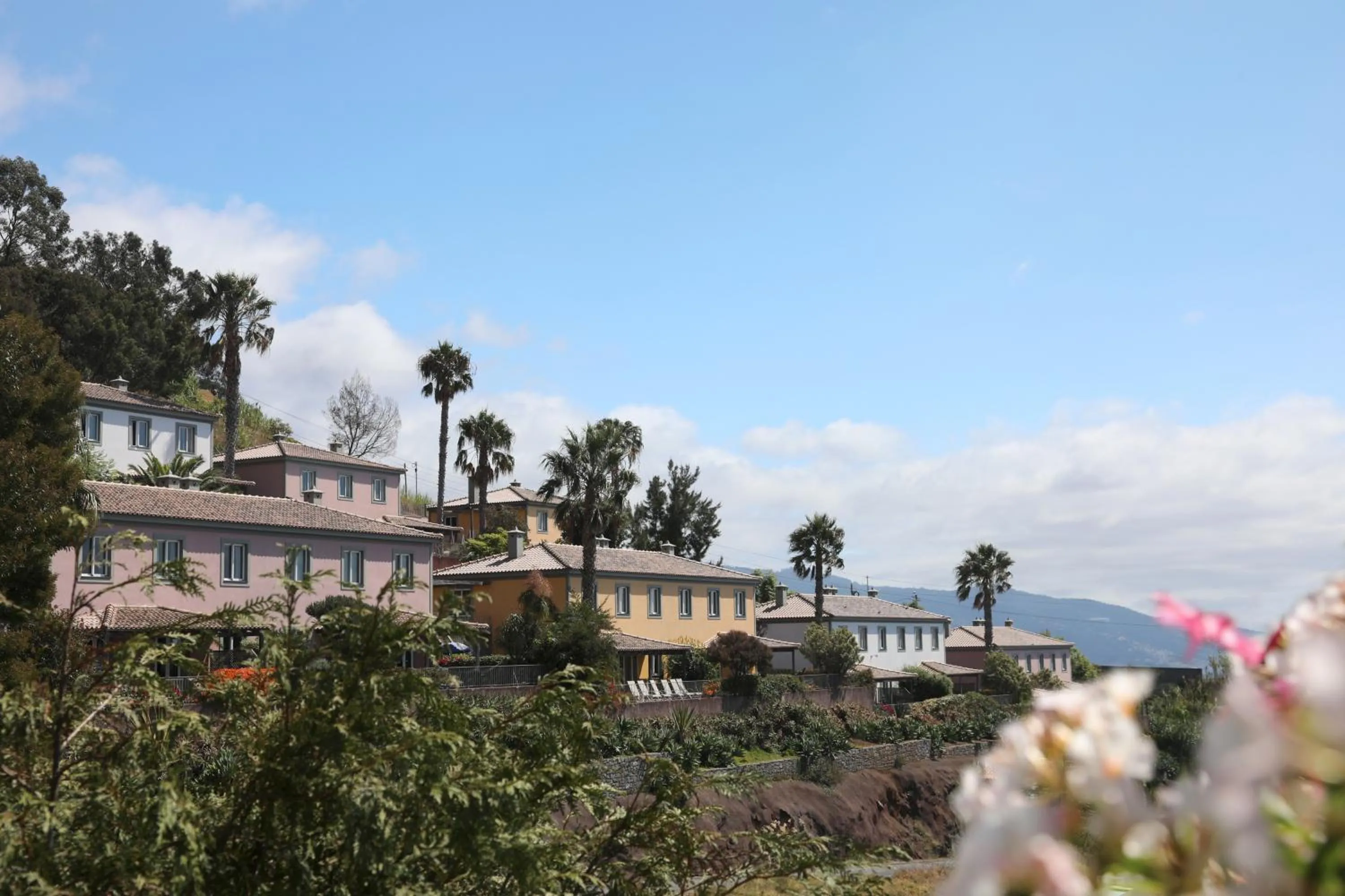 Property building in Village Cabo Girao