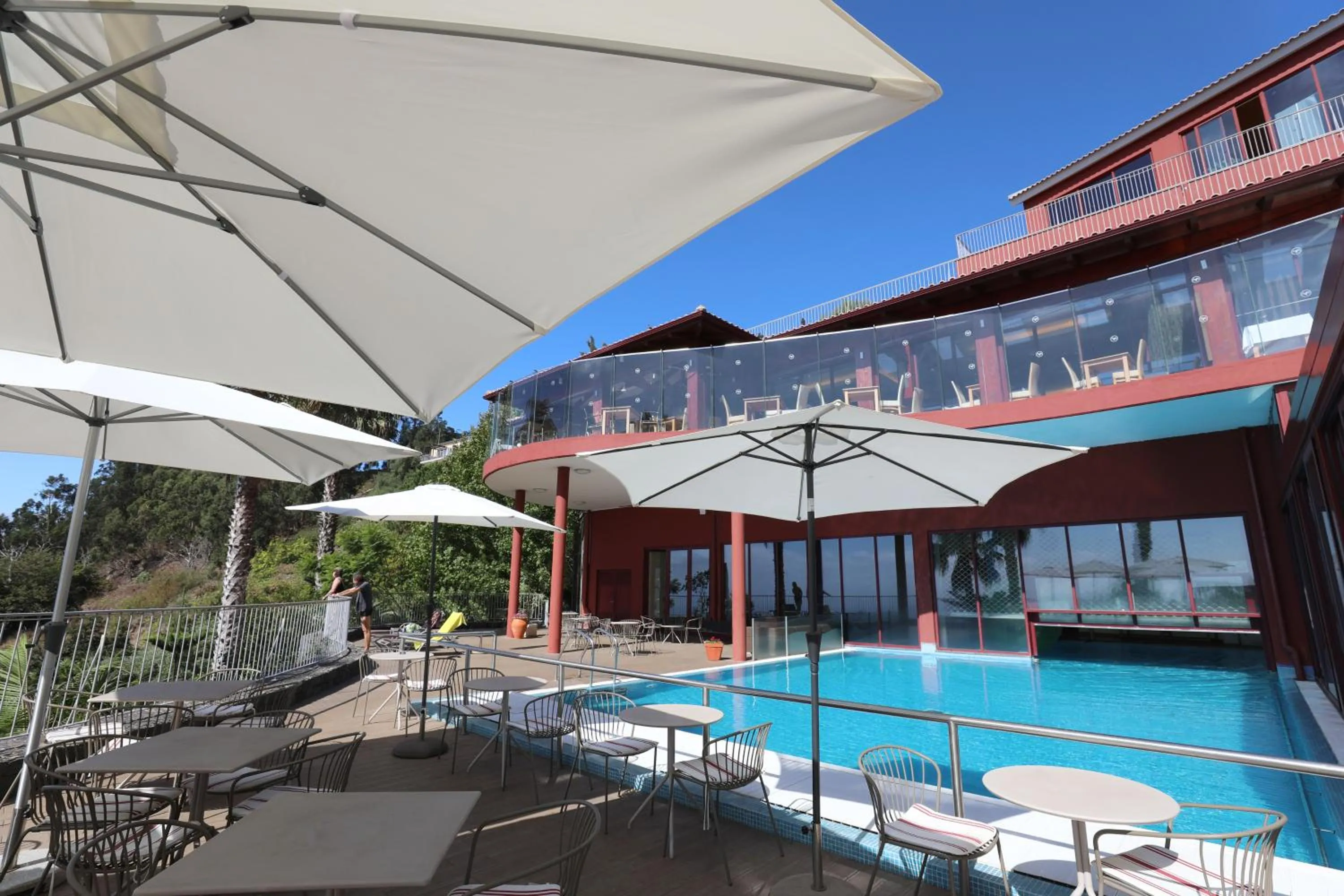 Swimming pool in Village Cabo Girao