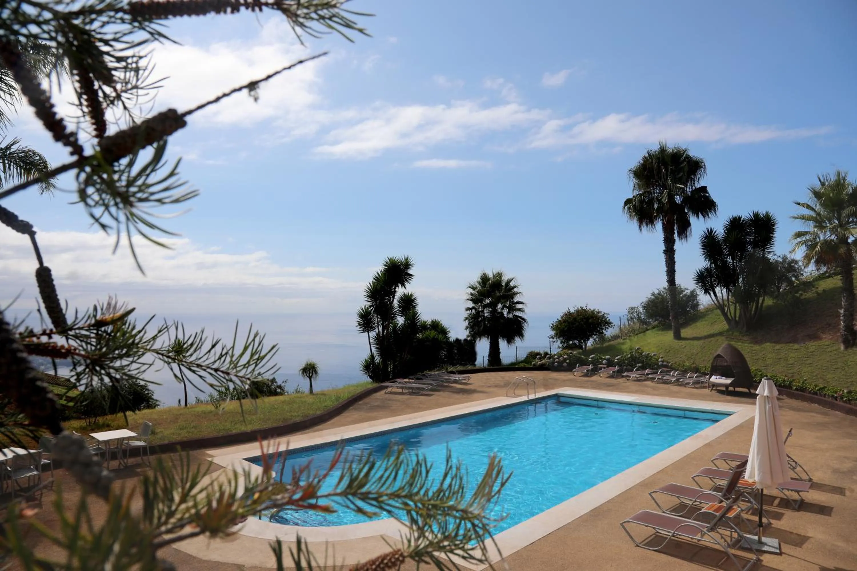 Swimming pool in Village Cabo Girao