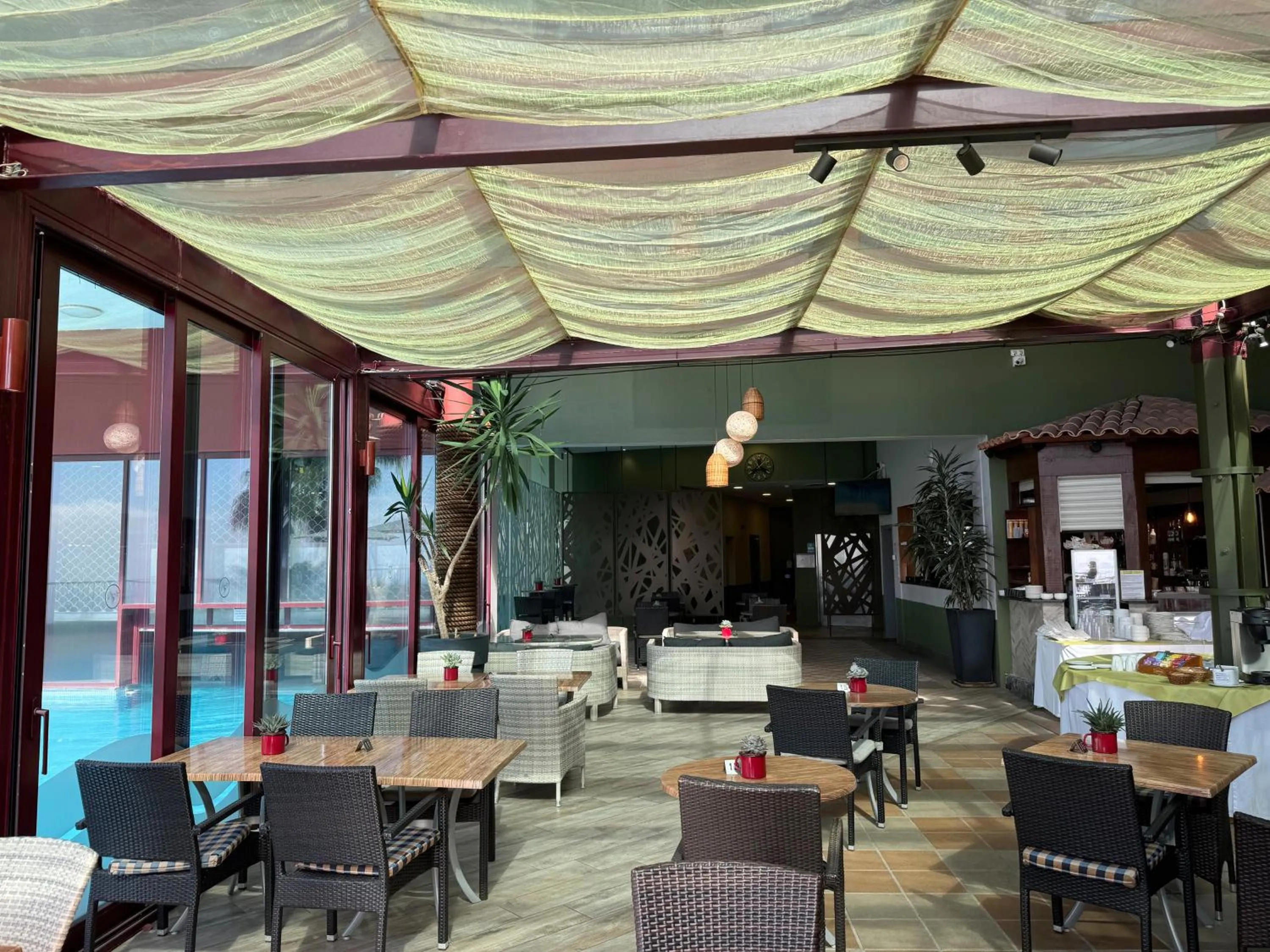 Lounge or bar in Village Cabo Girao