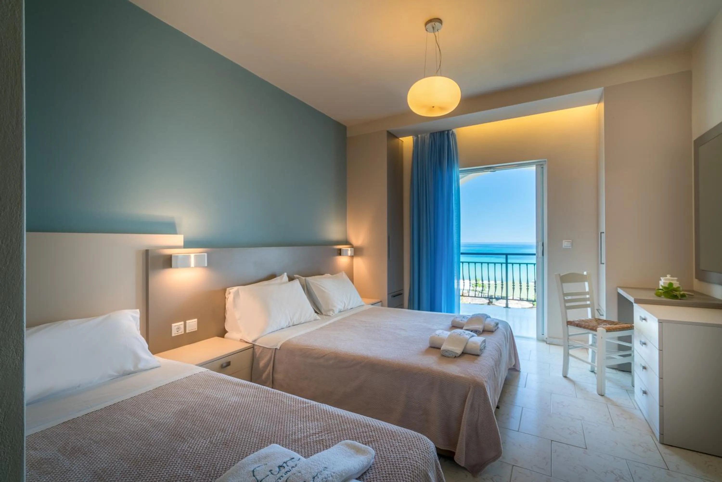 Photo of the whole room in Fiore Beach Studios