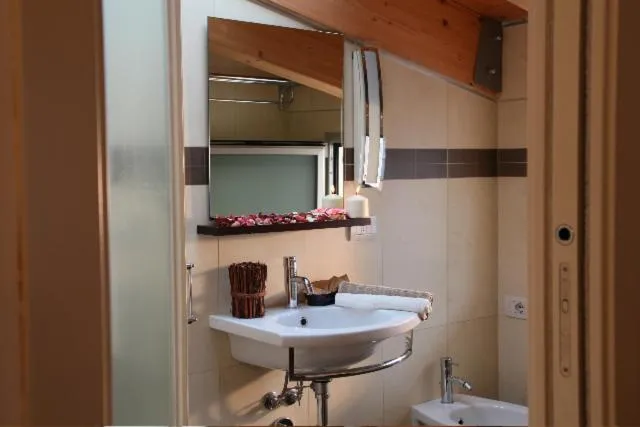 Bathroom in Residence Ilario Suite Hotel