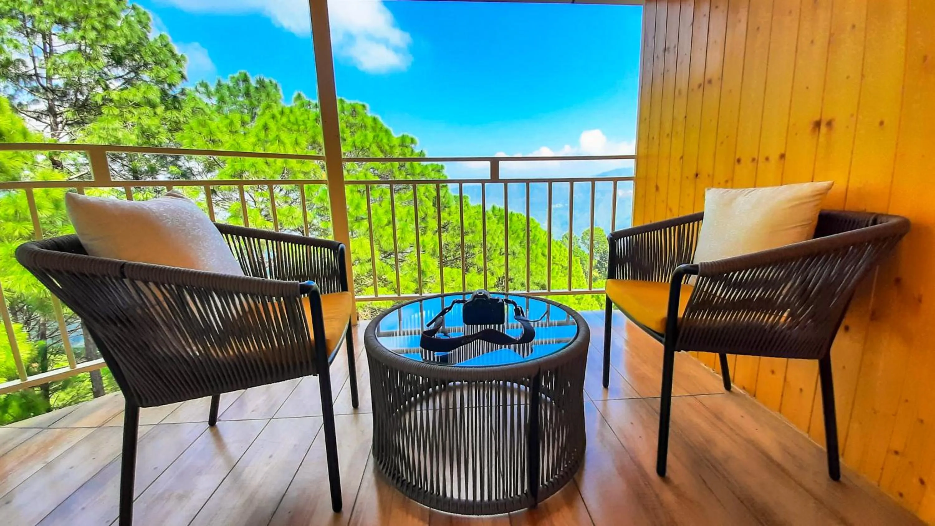 Balcony/Terrace in The Woods Retreat