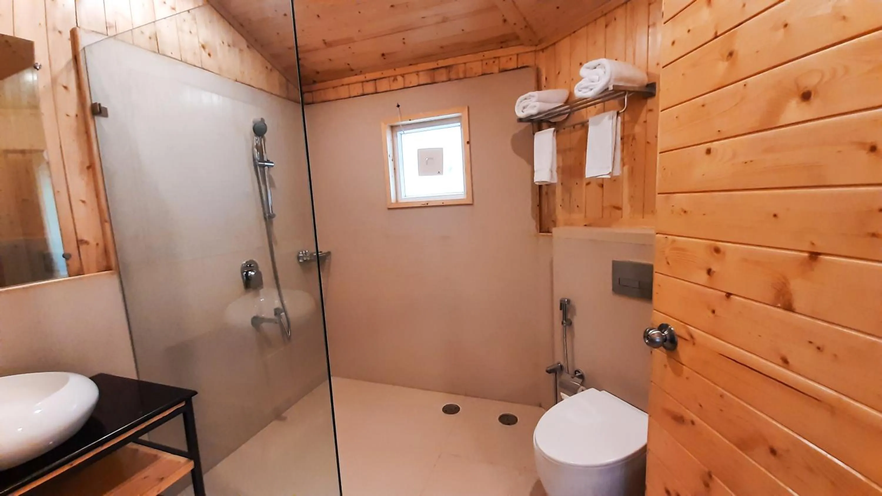 Toilet in The Woods Retreat