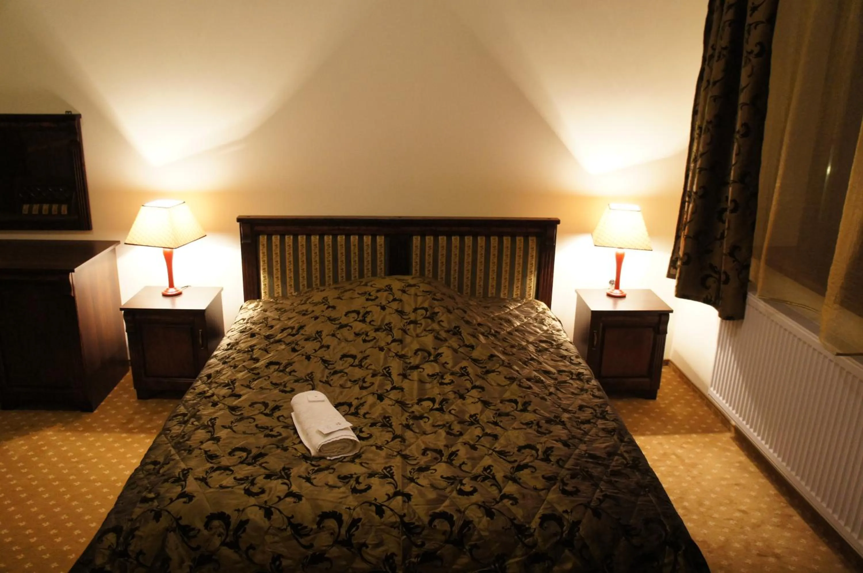 Photo of the whole room, Bed in Dworska Elektrownia