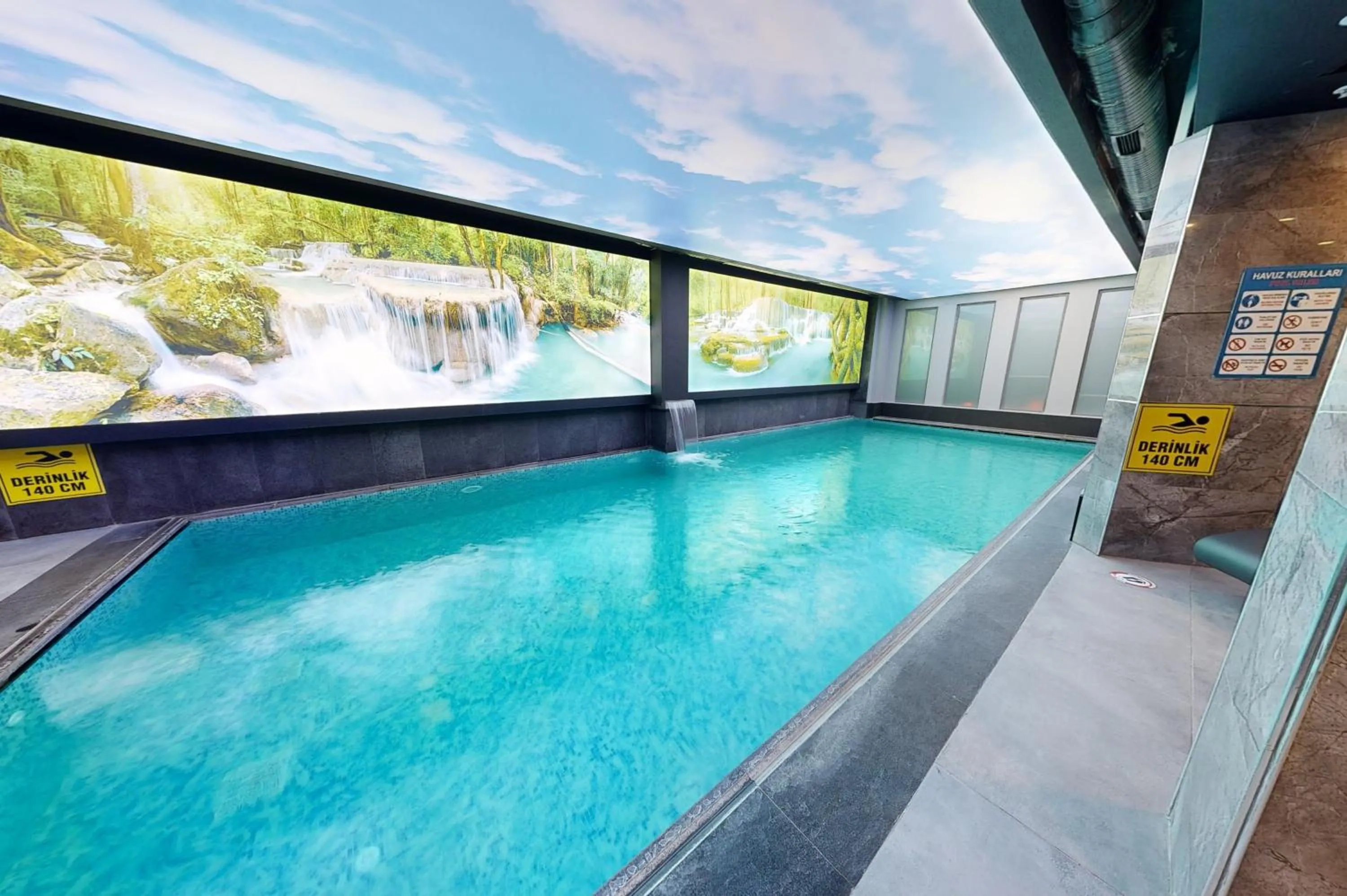 Pool view in King City Hotel Istanbul Ataturk Airport